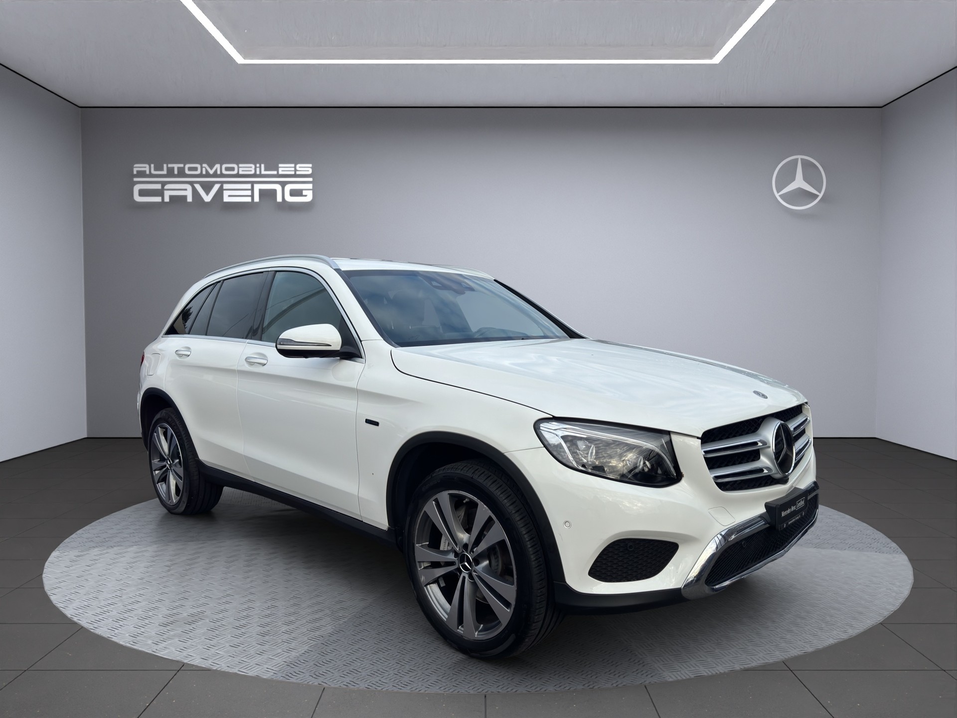 MERCEDES-BENZ GLC 350 e Exclusive 4Matic 7G-Tronic-image-6