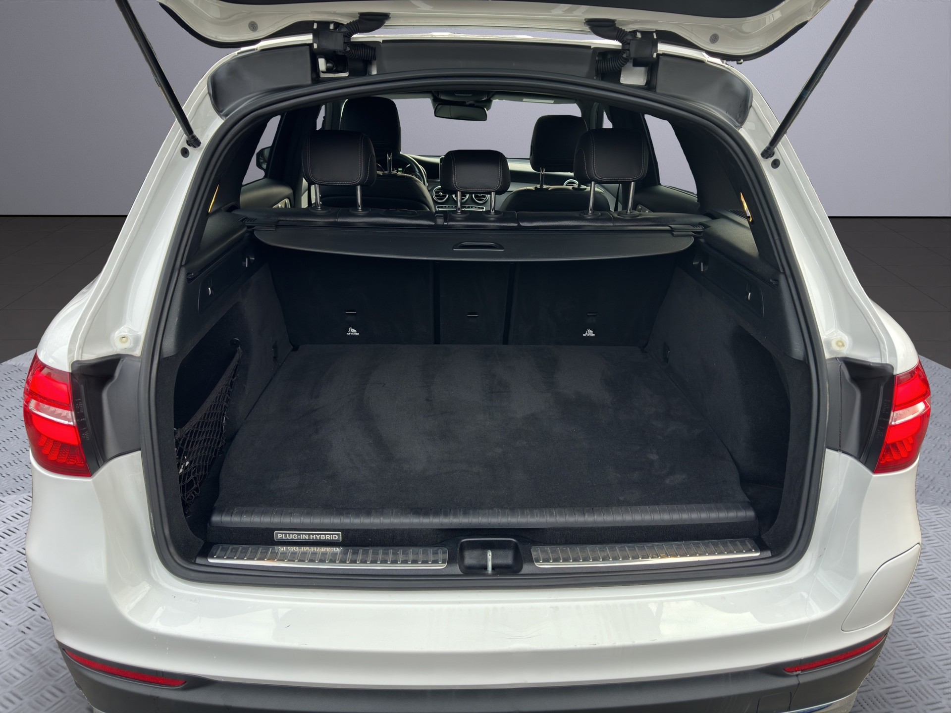 MERCEDES-BENZ GLC 350 e Exclusive 4Matic 7G-Tronic-image-17