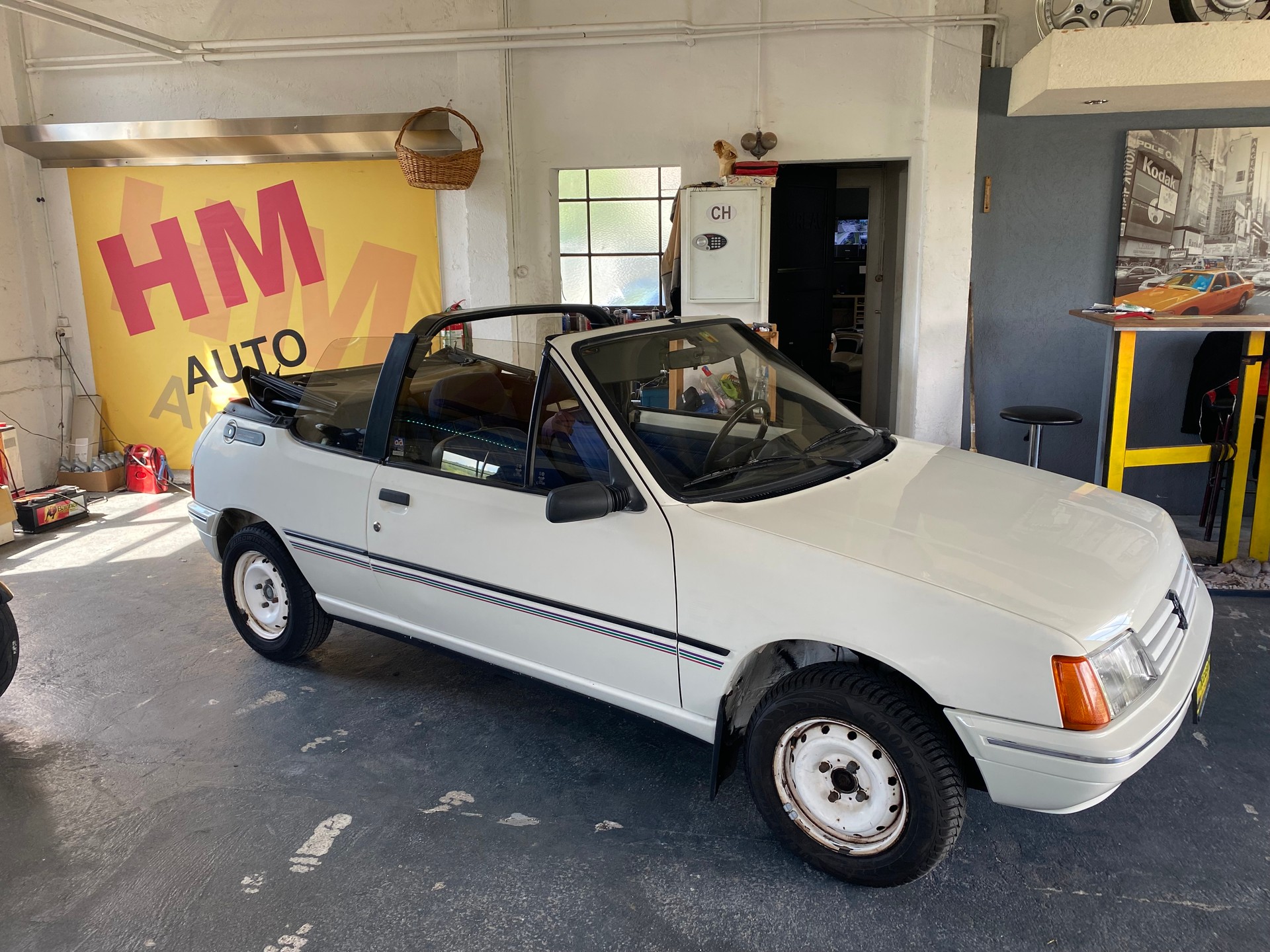PEUGEOT 205 1.4 CJ-image-9