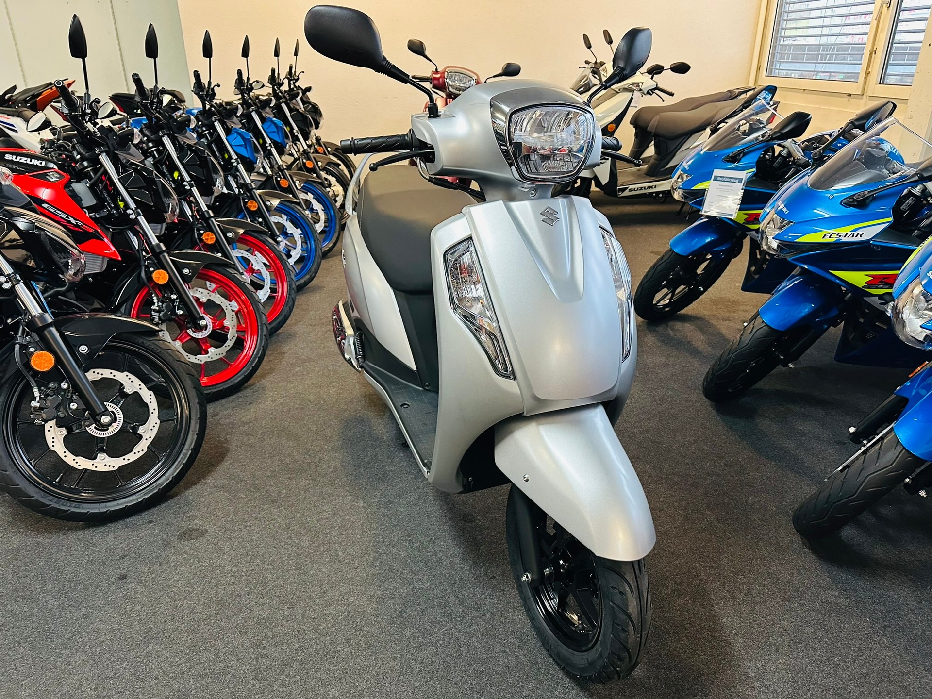 SUZUKI ADDRESS 125-image-1