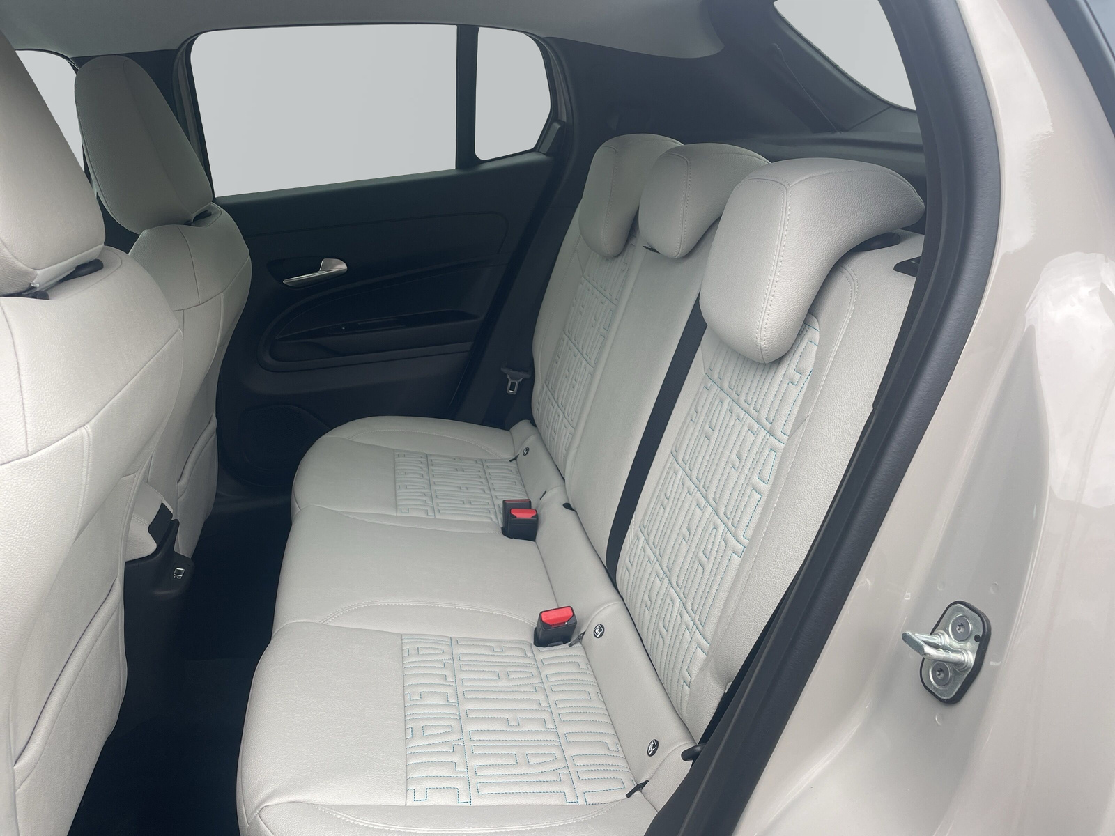 FIAT 600 1.2 Hybrid 145 La Prima-image-10