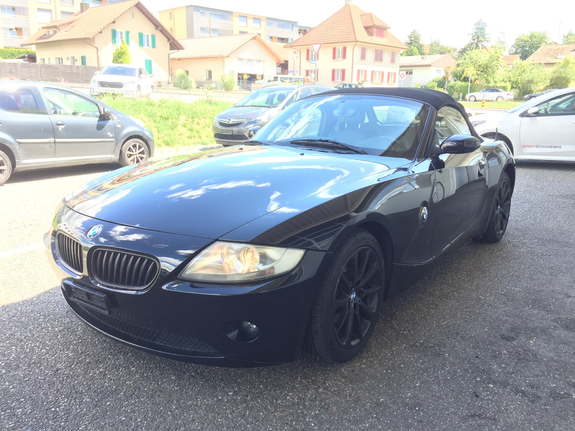 BMW Z4 3.0i Roadster-image-1