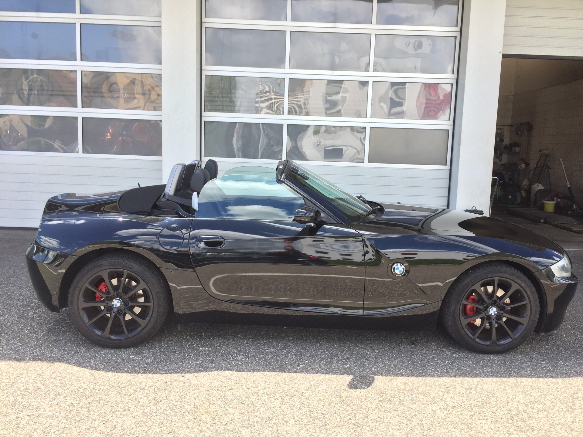 BMW Z4 3.0i Roadster-image-12