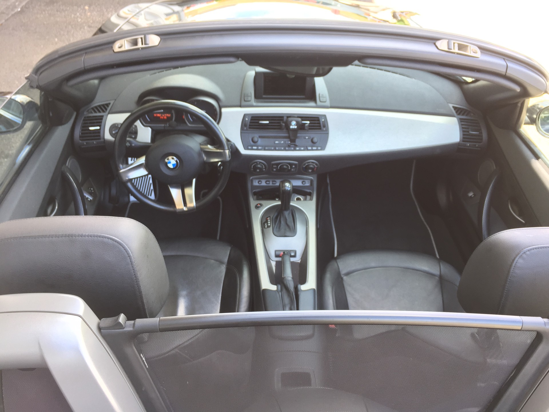 BMW Z4 3.0i Roadster-image-6