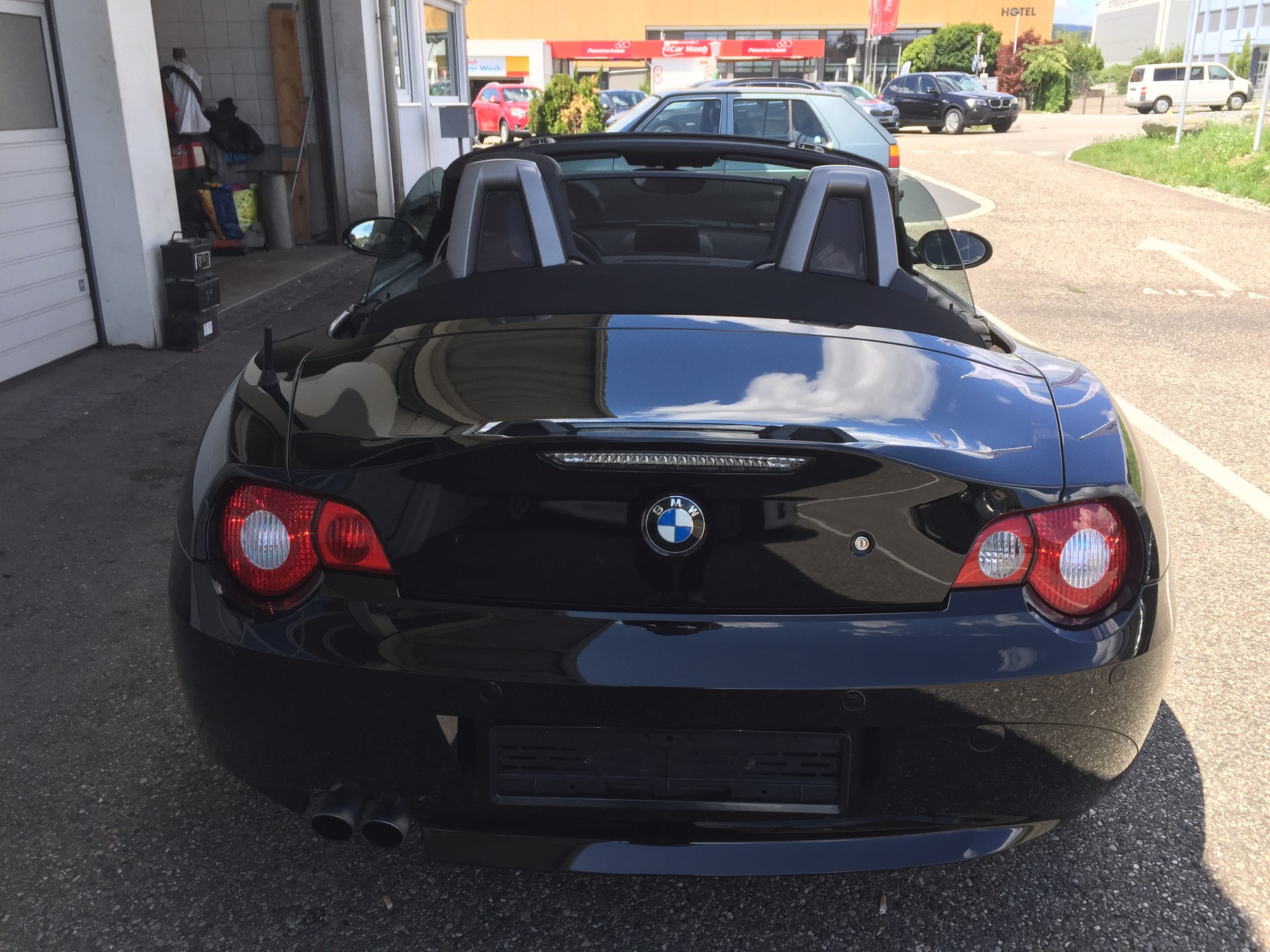 BMW Z4 3.0i Roadster-image-3