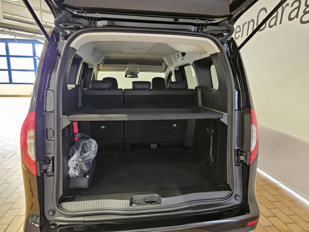 MERCEDES-BENZ EQT 200 Progressive Van-showroom-element-3