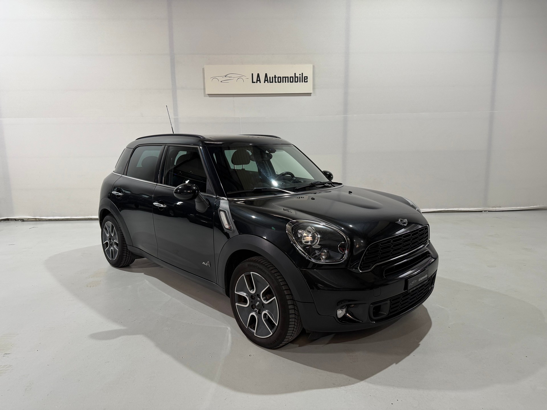 MINI Countryman Cooper SD ALL4 Snowhill-image-4
