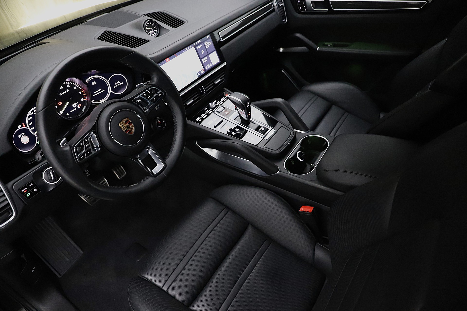 PORSCHE Cayenne Turbo Coupé S E-Hybrid Porsche approved bis 15.12.2027-image-5