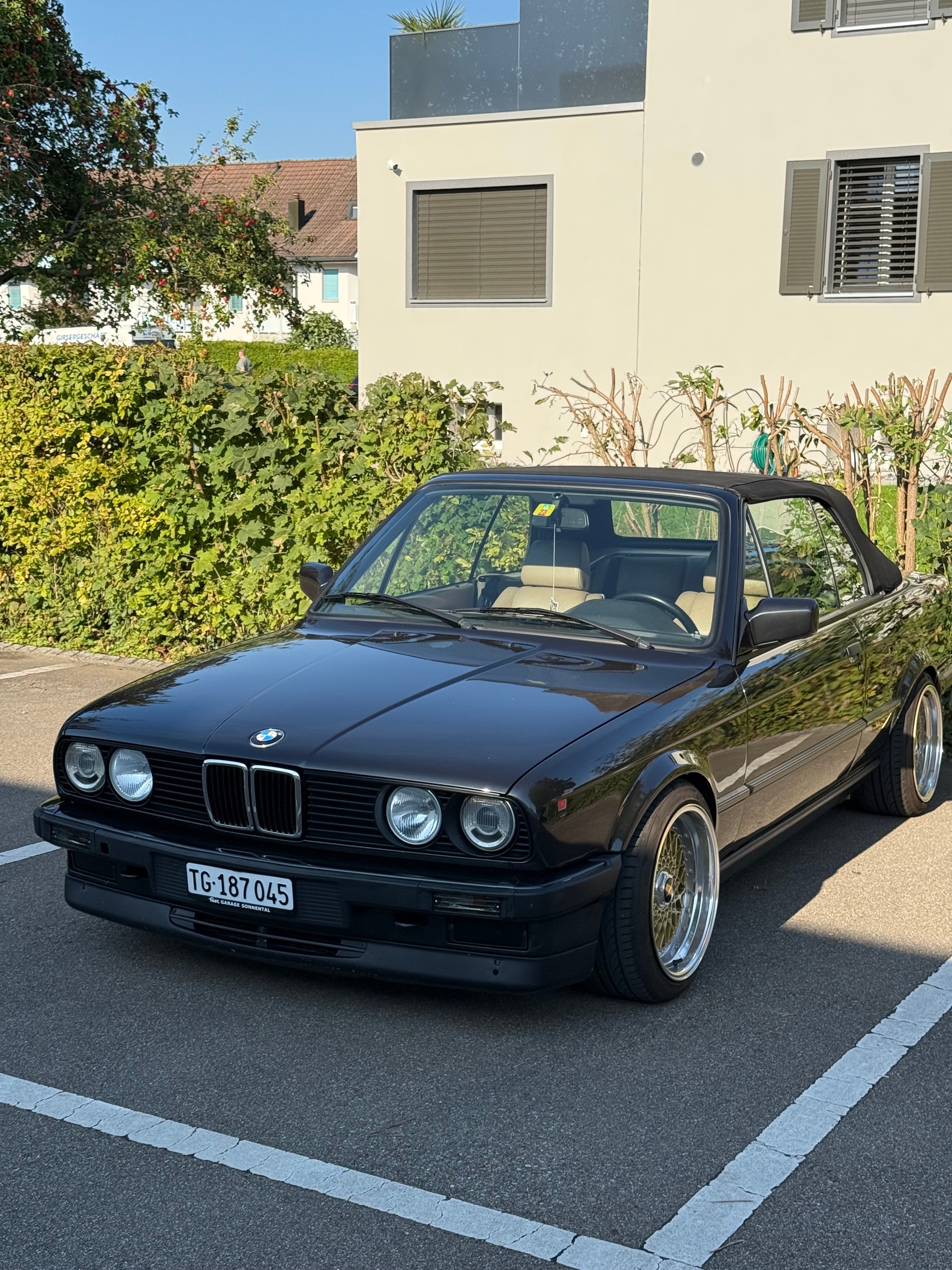 BMW E30 325i Cabrio-image-7