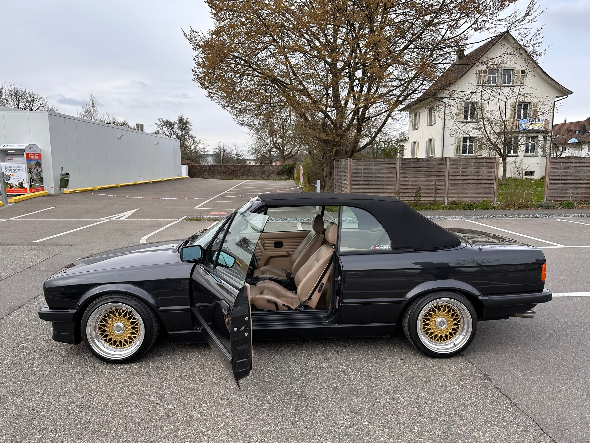 BMW E30 325i Cabrio-image-15