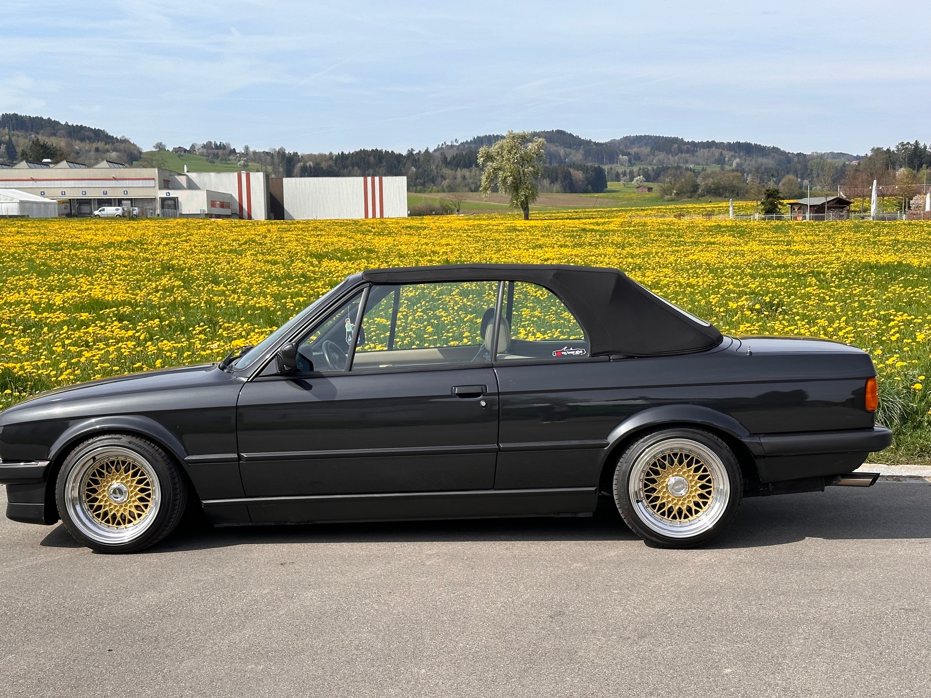 BMW E30 325i Cabrio-image-4