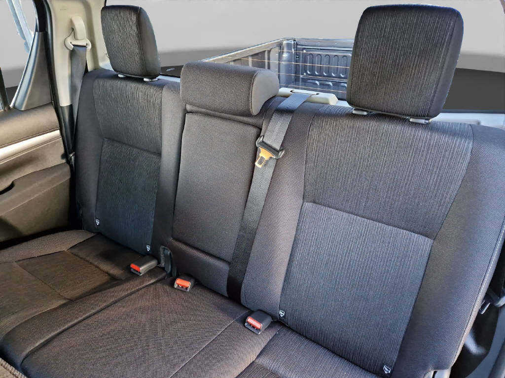 TOYOTA Hi-Lux Double Cab.-Pick-up 2.4 48034/004-image-12