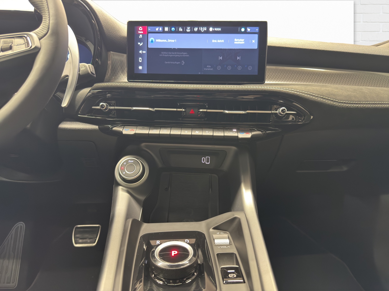 ALFA ROMEO Tonale 1.3 Plug-in Hybrid Sport Speciale Launch Q4-image-8