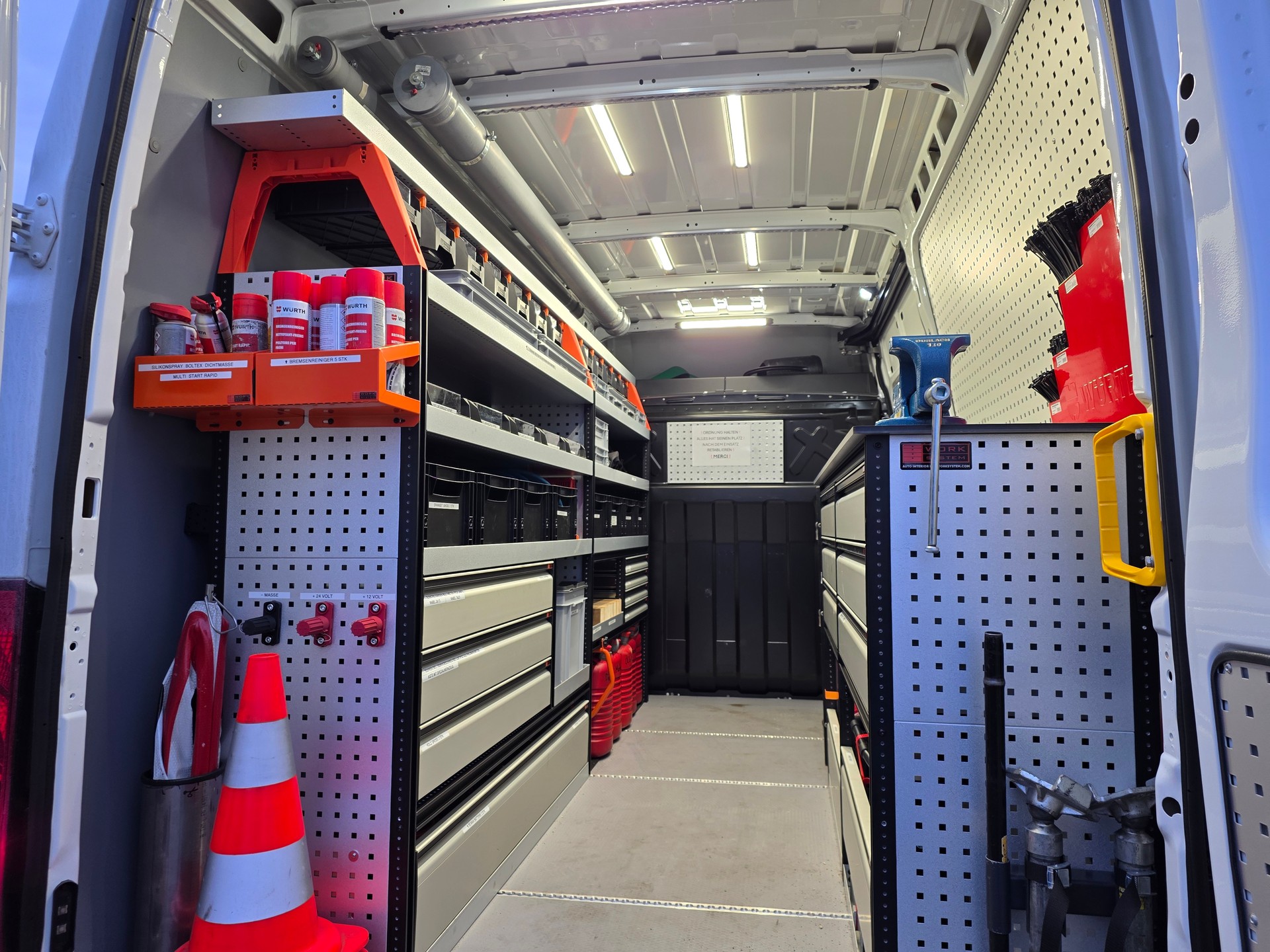 IVECO 38S14E V-image-7
