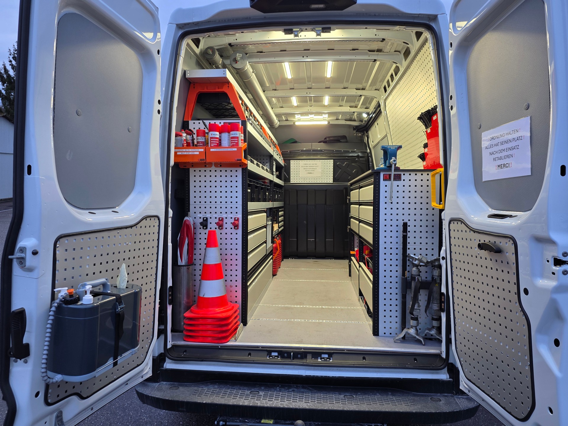 IVECO 38S14E V-image-5