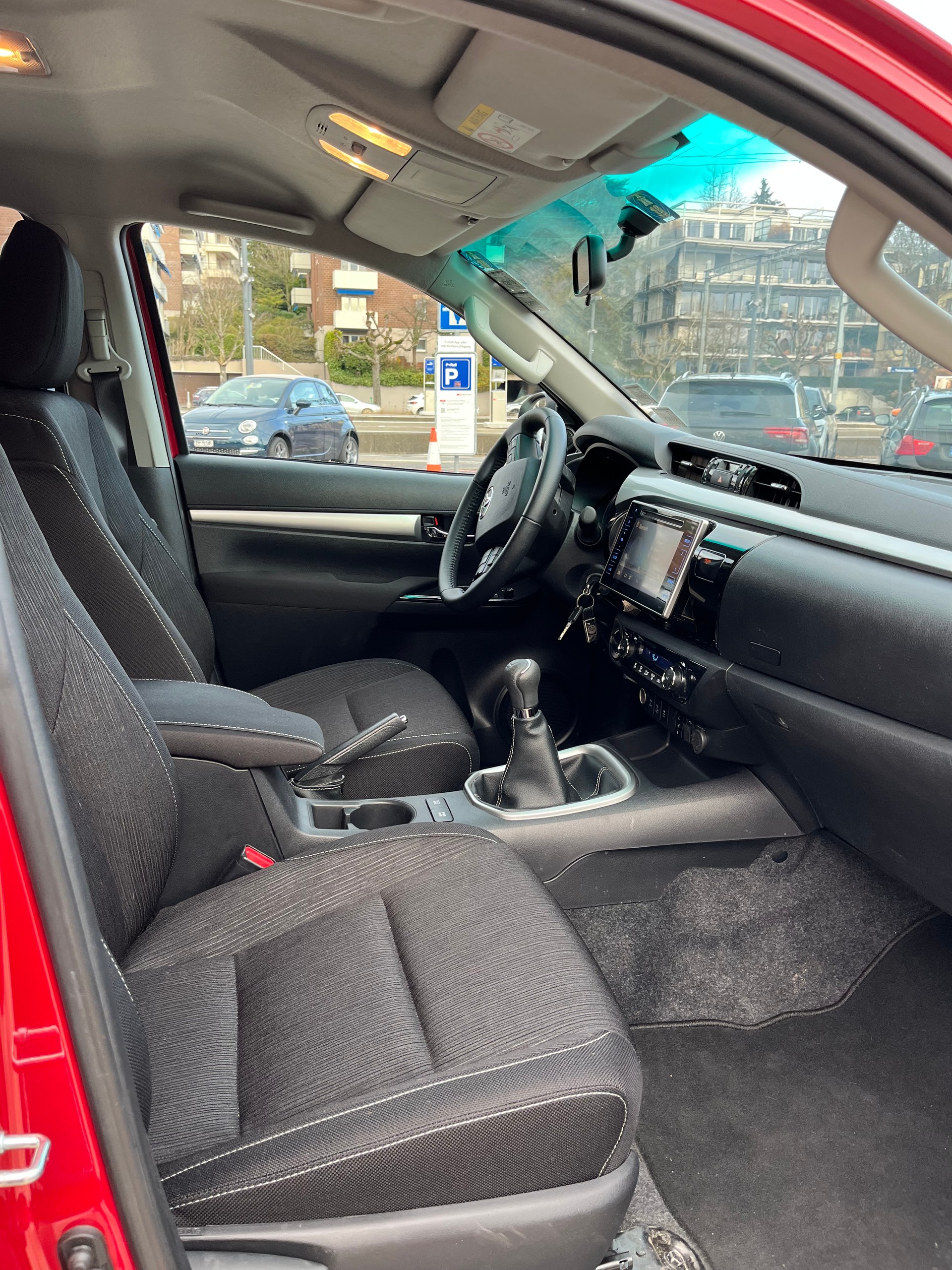 TOYOTA Hilux 2.4D-4D Comfort Double Cab 4x4-image-4