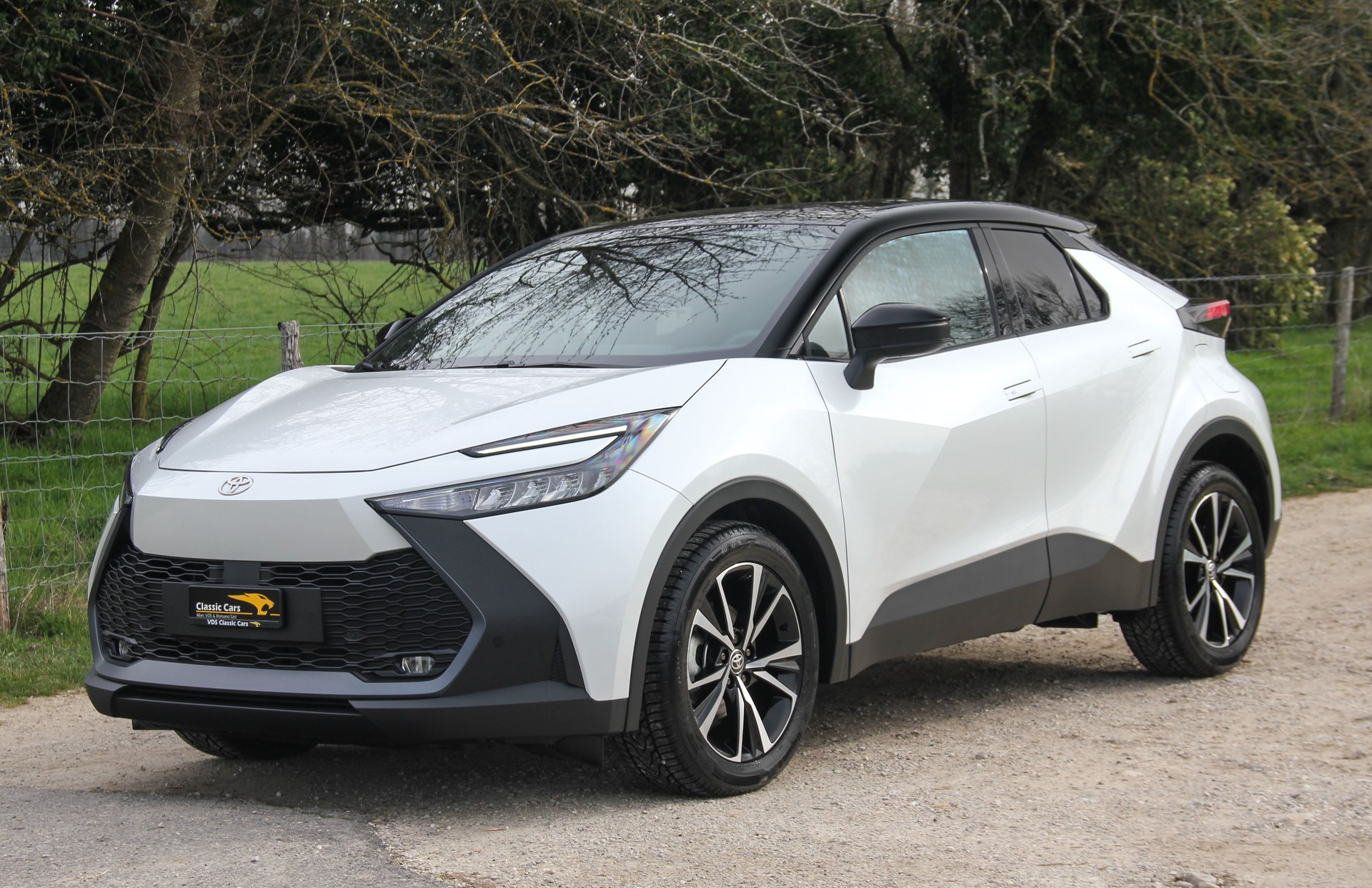 TOYOTA C-HR 2.0 HSD CVT Trend Team Player 🇯🇵 ⭐⭐⭐⭐⭐-image-28