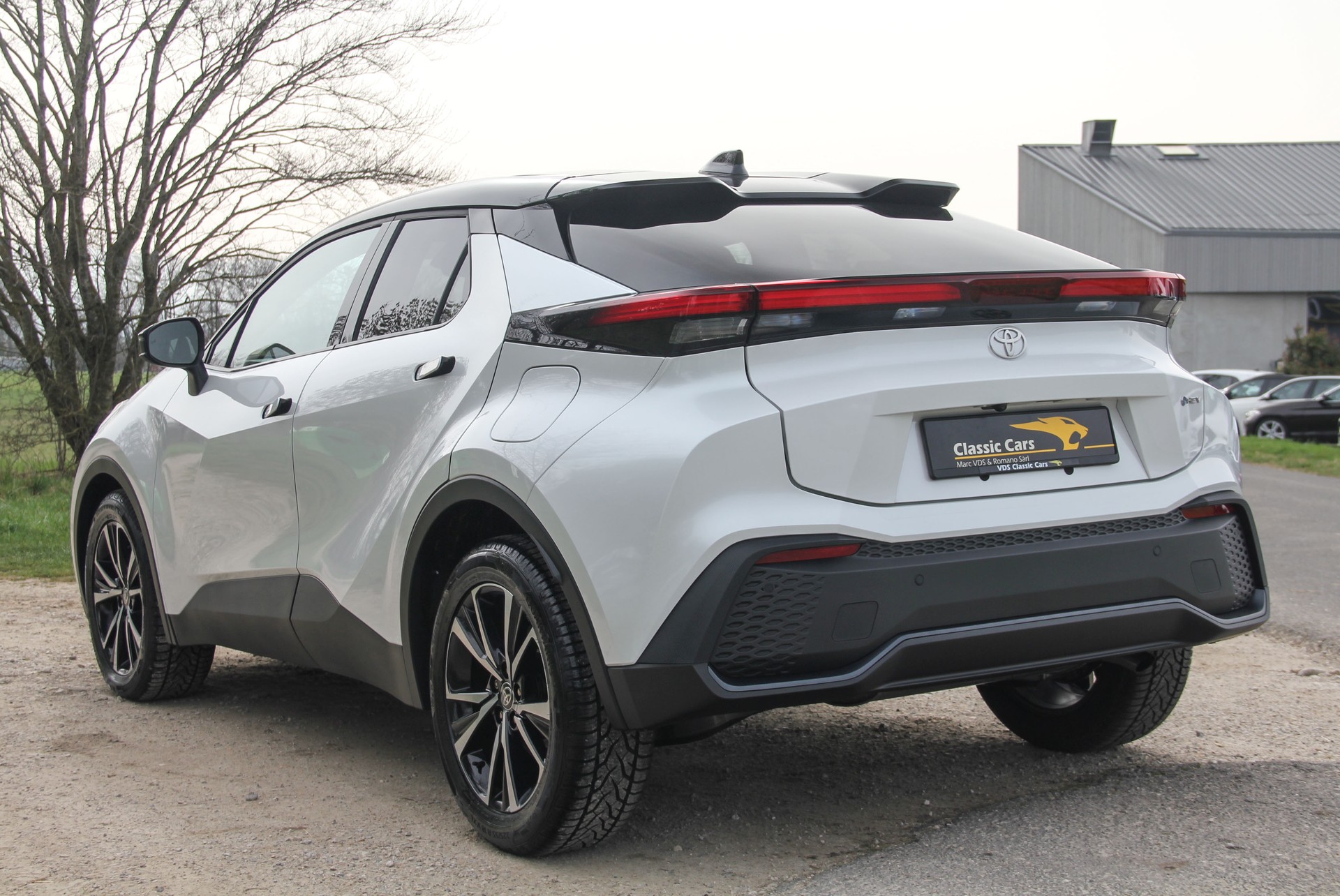 TOYOTA C-HR 2.0 HSD CVT Trend Team Player 🇯🇵 ⭐⭐⭐⭐⭐-image-31