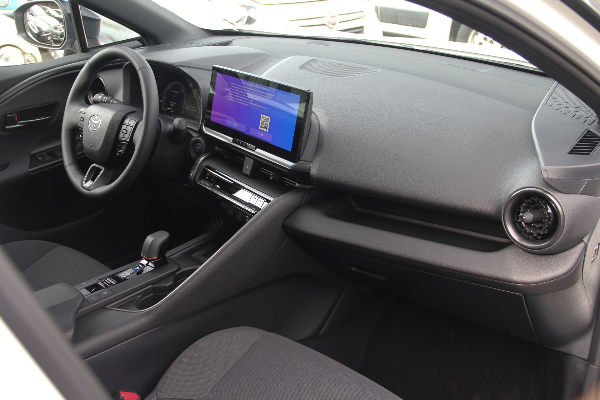 TOYOTA C-HR 2.0 HSD CVT Trend Team Player 🇯🇵 ⭐⭐⭐⭐⭐-image-8