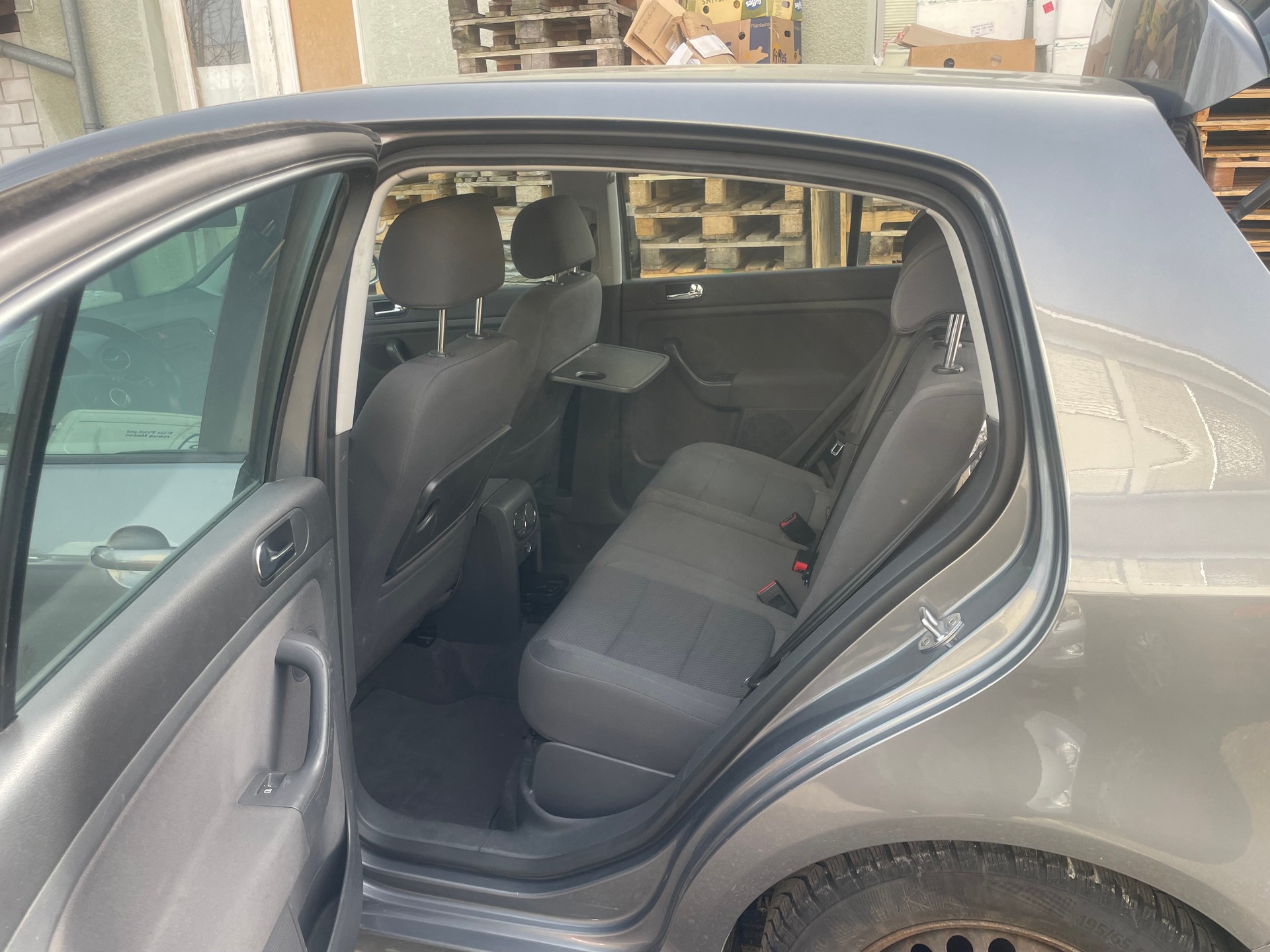 VW Golf Plus 1.6 FSI Comfortline-image-9