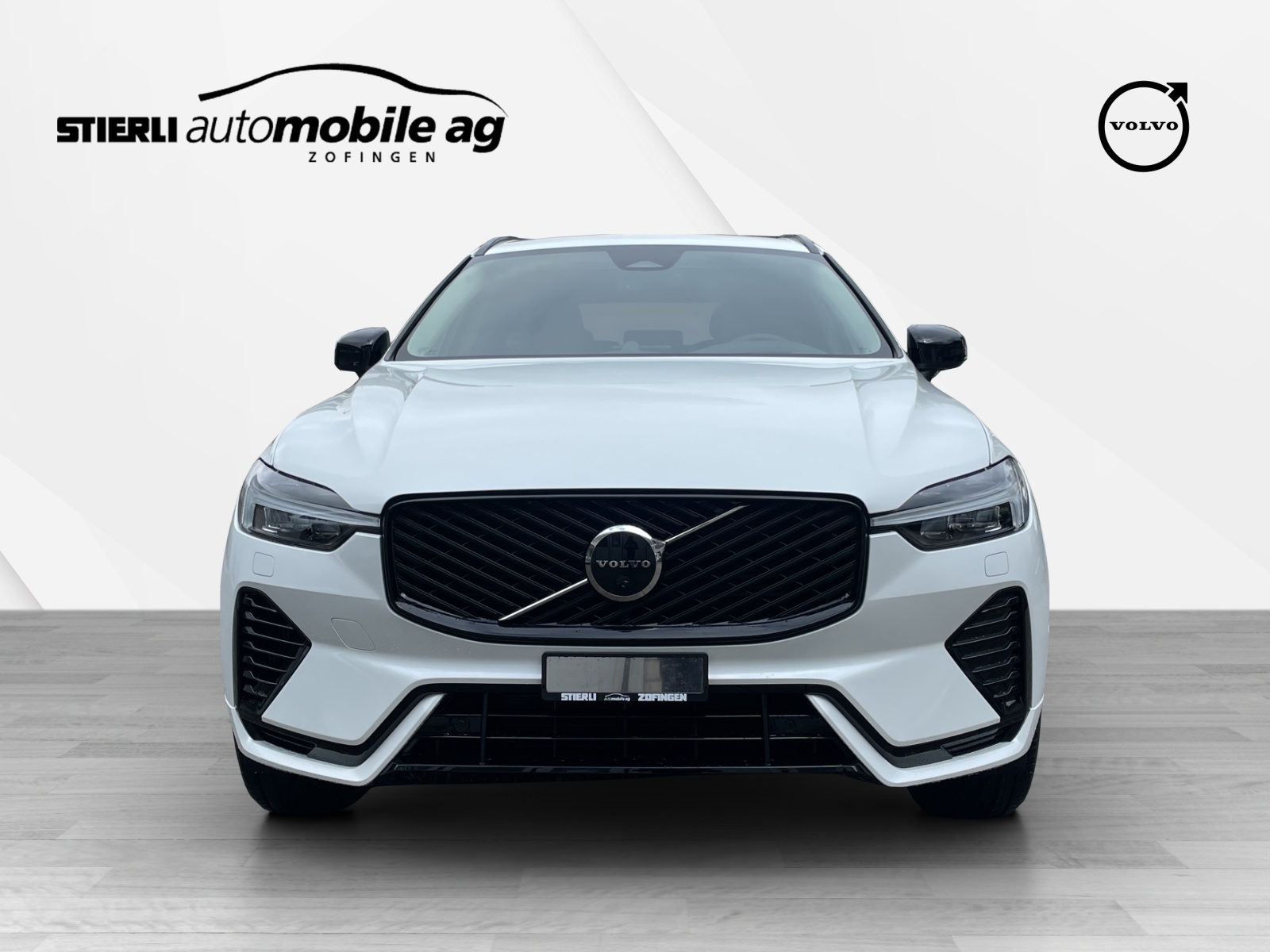 VOLVO XC60 2.0 T6 TE Ultra Dark eAWD-showroom-element-1