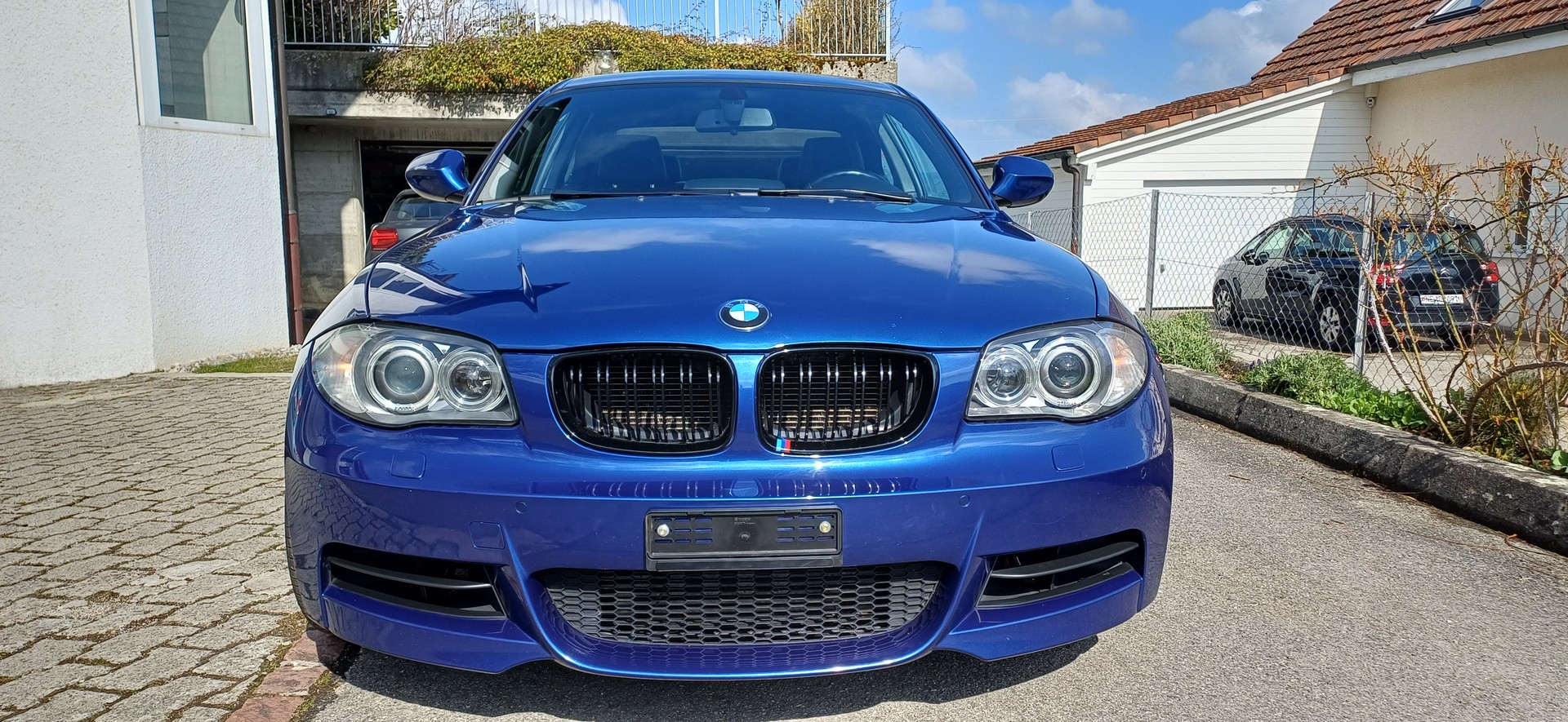 BMW 135i Coupé-image-1