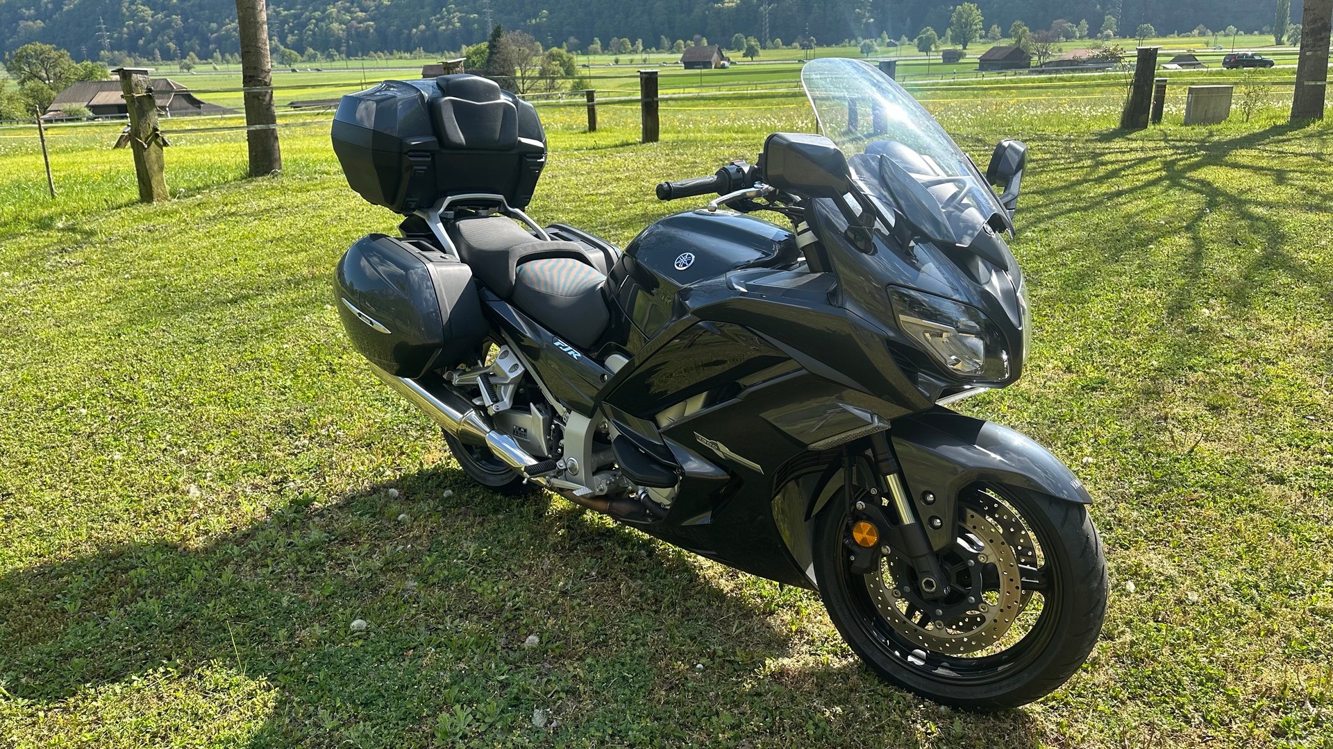 YAMAHA FJR 1300 AE ABS
