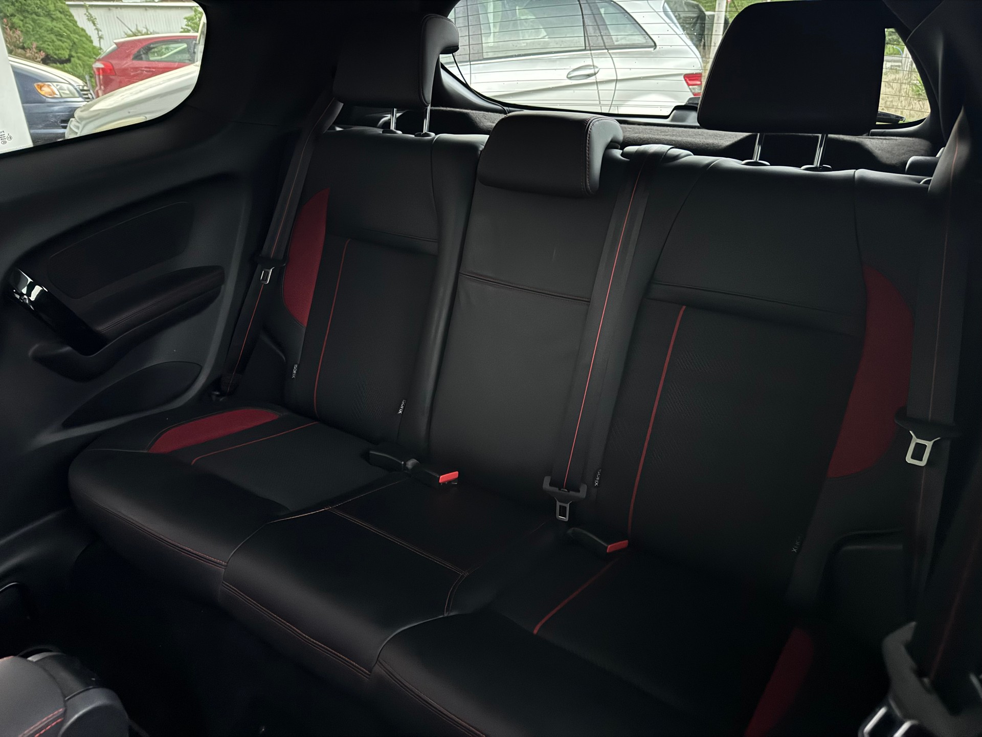 PEUGEOT 208 1.6 Turbo GTi-image-7