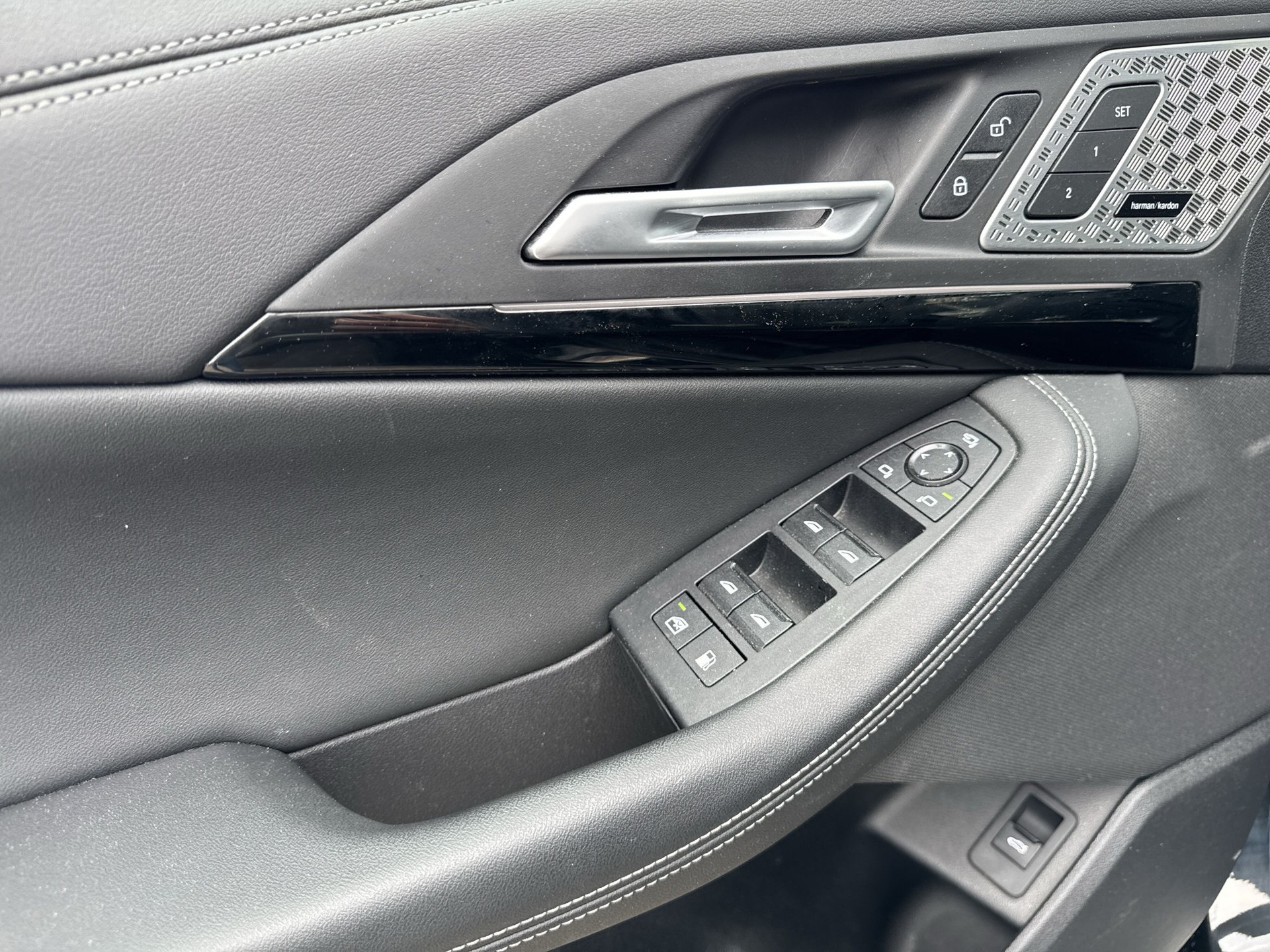 BMW 225e xDrive Active Tourer M Sport-image-16