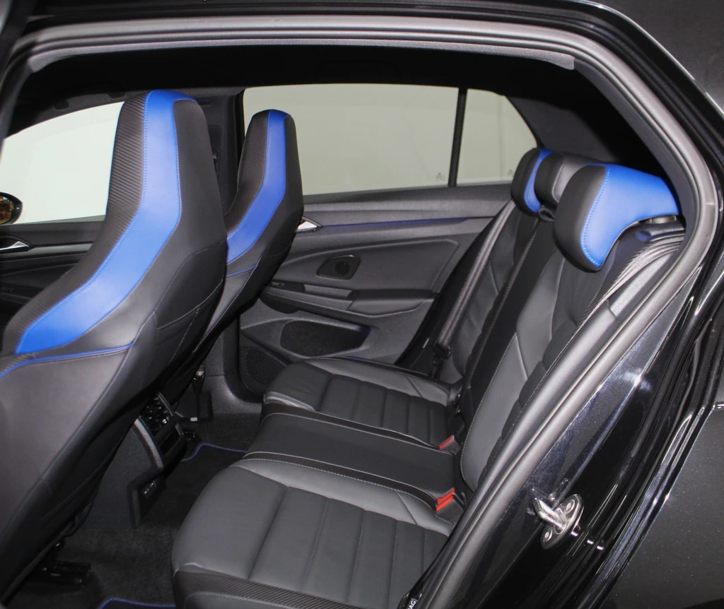 VW Golf 2.0 TSI R DSG 4Motion R Black Edition Performance Akrapovic 333PS-image-9