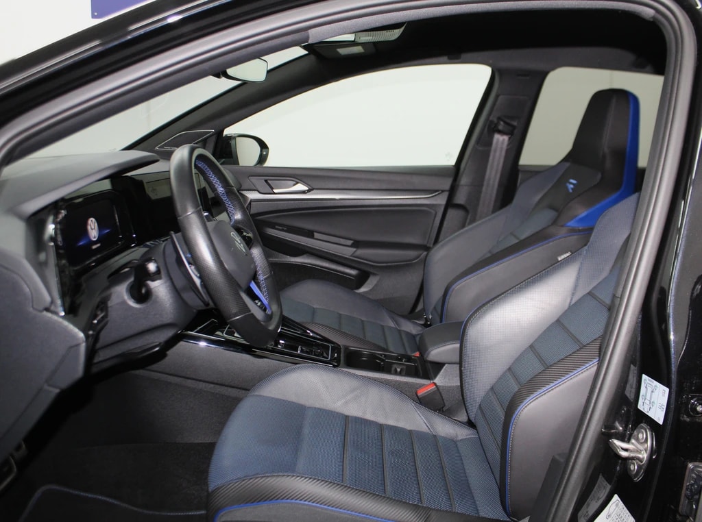 VW Golf 2.0 TSI R DSG 4Motion R Black Edition Performance Akrapovic 333PS-image-7