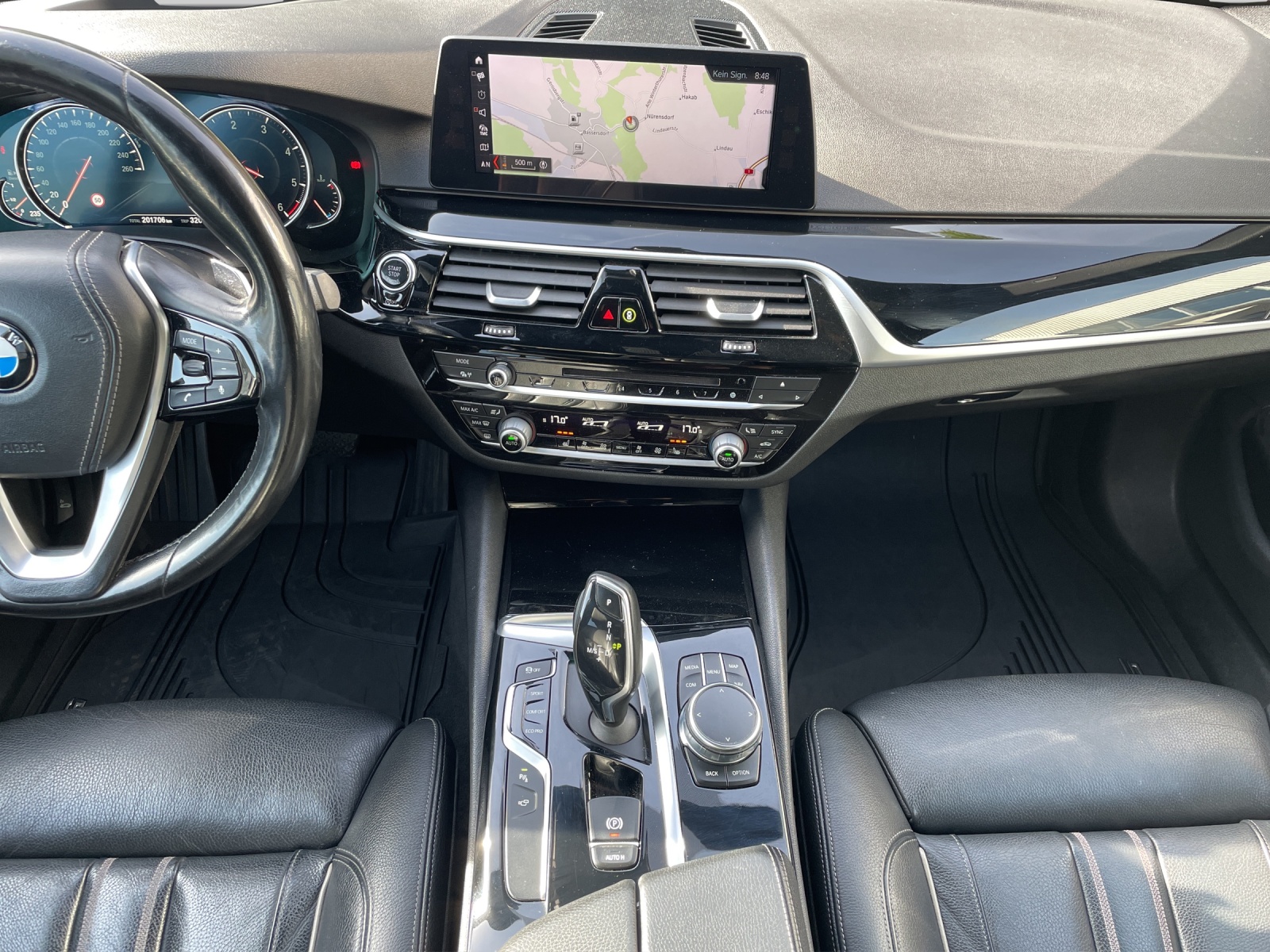 BMW 530d xDrive Sport Line Steptronic-image-15