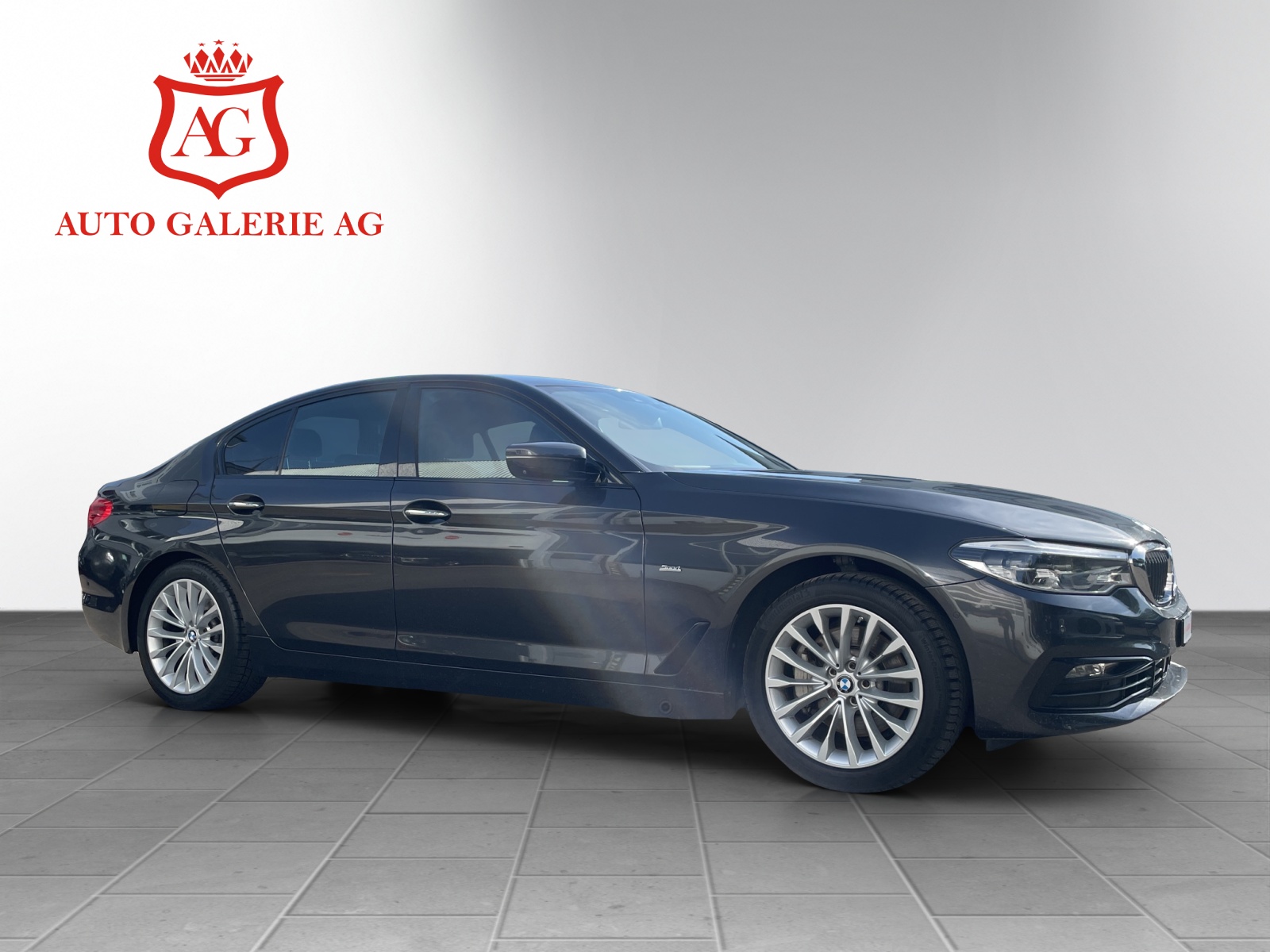 BMW 530d xDrive Sport Line Steptronic-image-5