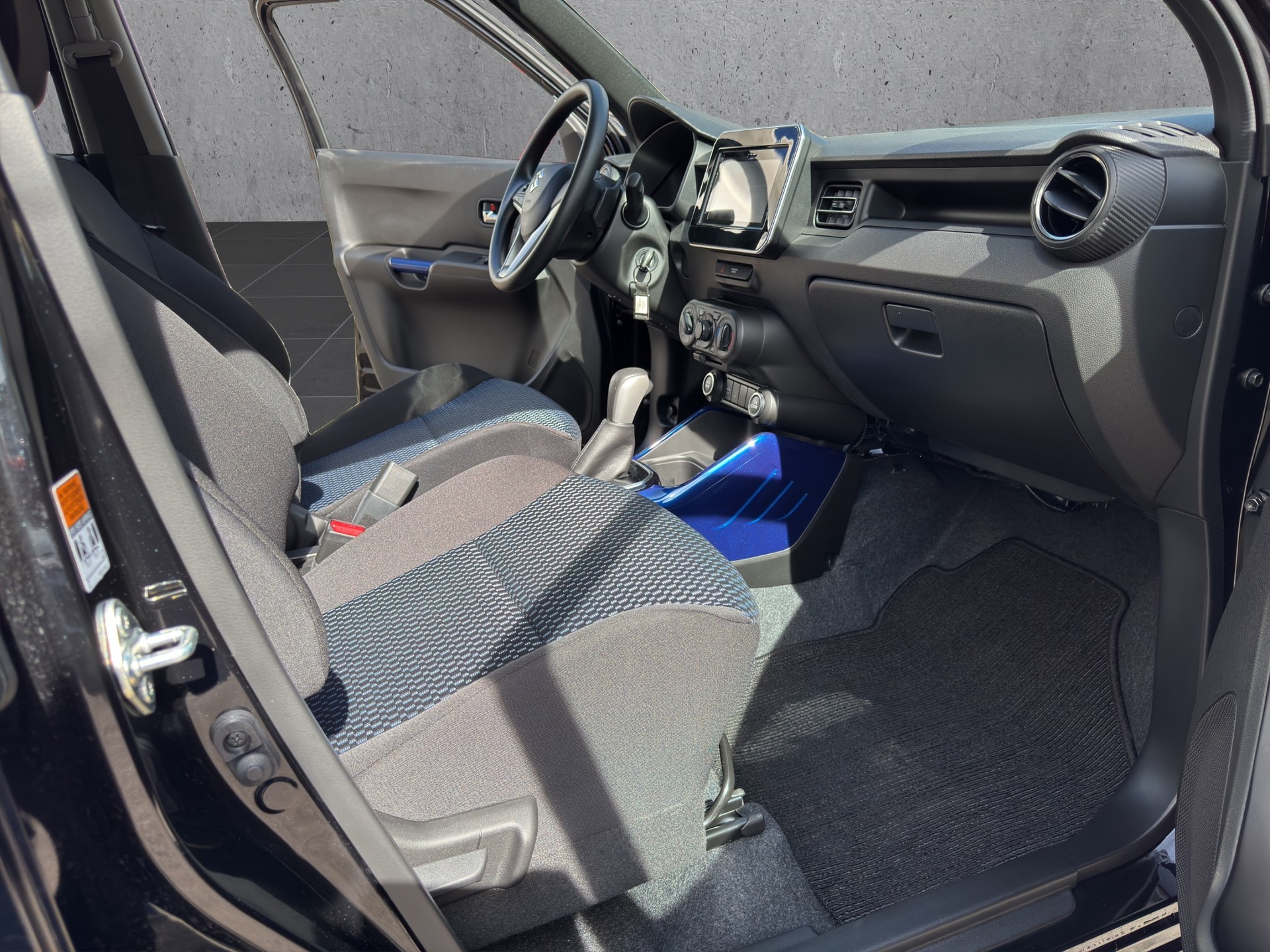SUZUKI Ignis 1.2i Compact+ Hybrid CVT-image-9