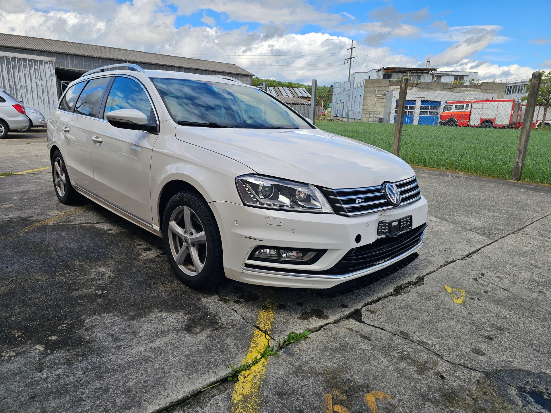VW Passat Variant 2.0 TDI BMT Highline 4MDSG-image-6