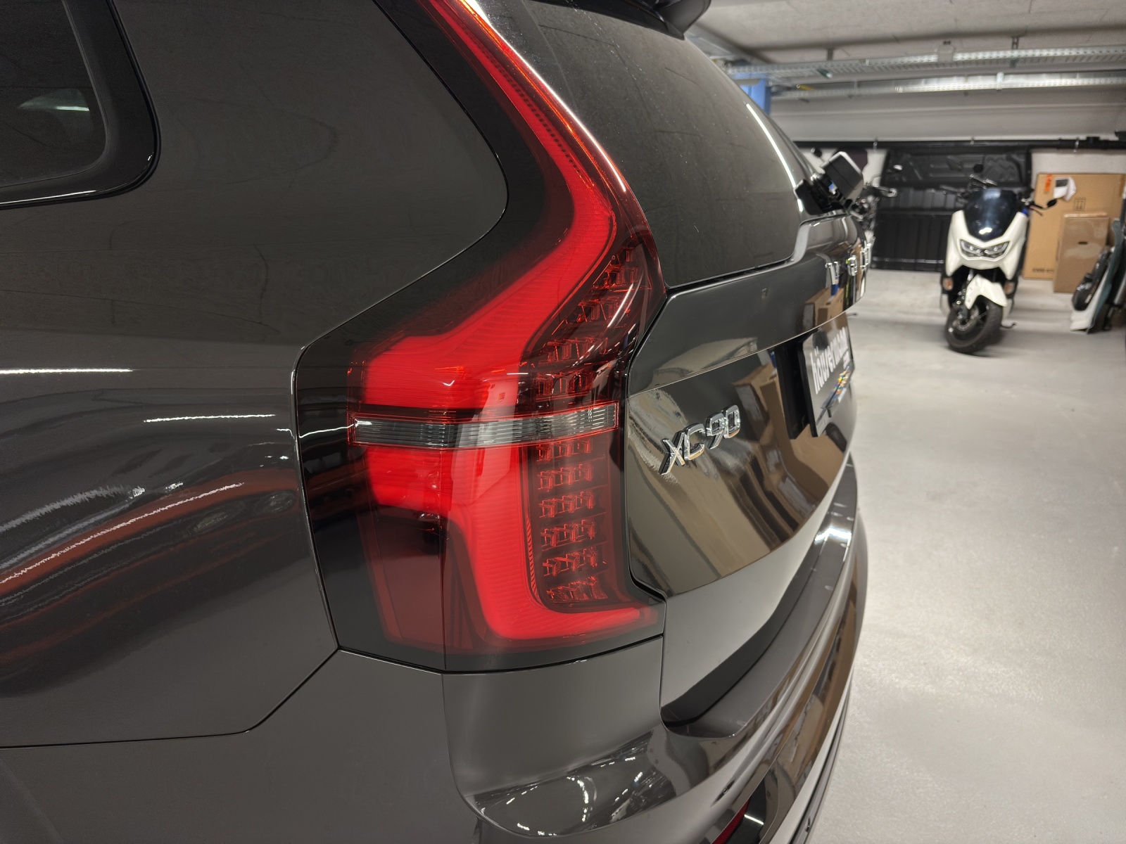 VOLVO XC90 2.0 T8 TE XCLUSIVE Edition Dark eAWD-image-14