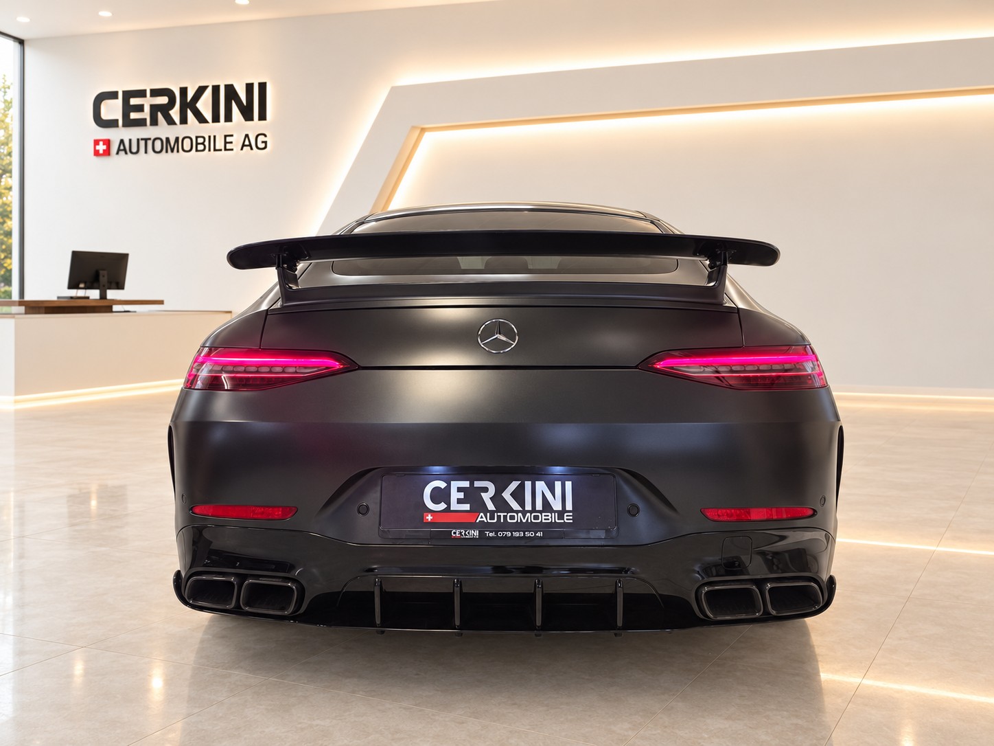 MERCEDES-BENZ AMG GT 4 63 S 4Matic+ Speedshift MCT * CH Fahrzeug * Sonderlackierung * Gratis Service *-image-1