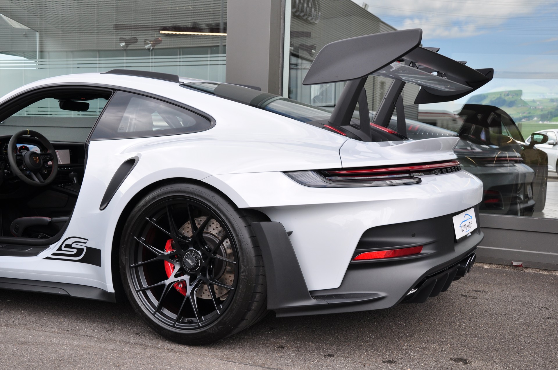 PORSCHE 911 GT3 RS