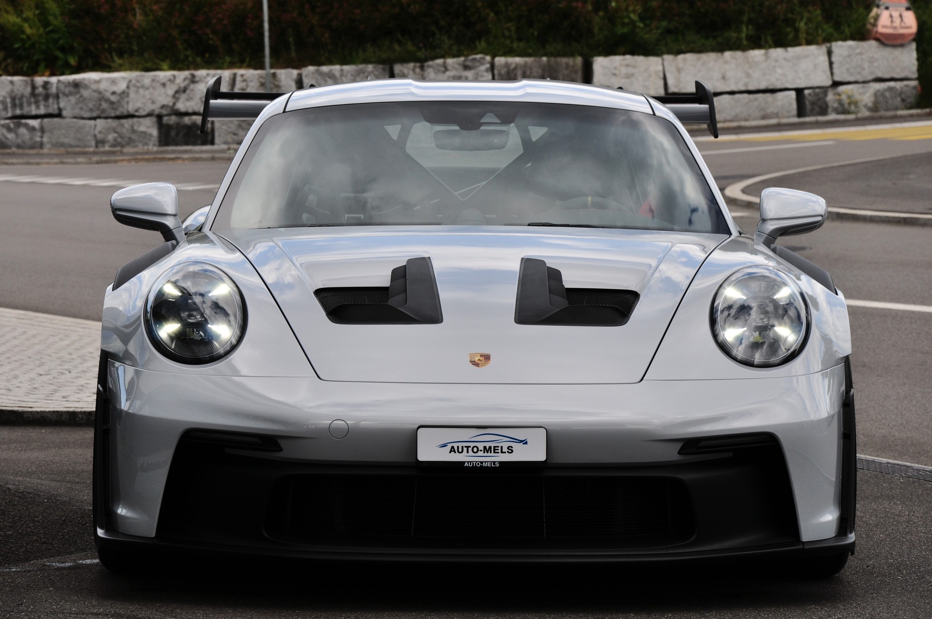 PORSCHE 911 GT3 RS-image-12