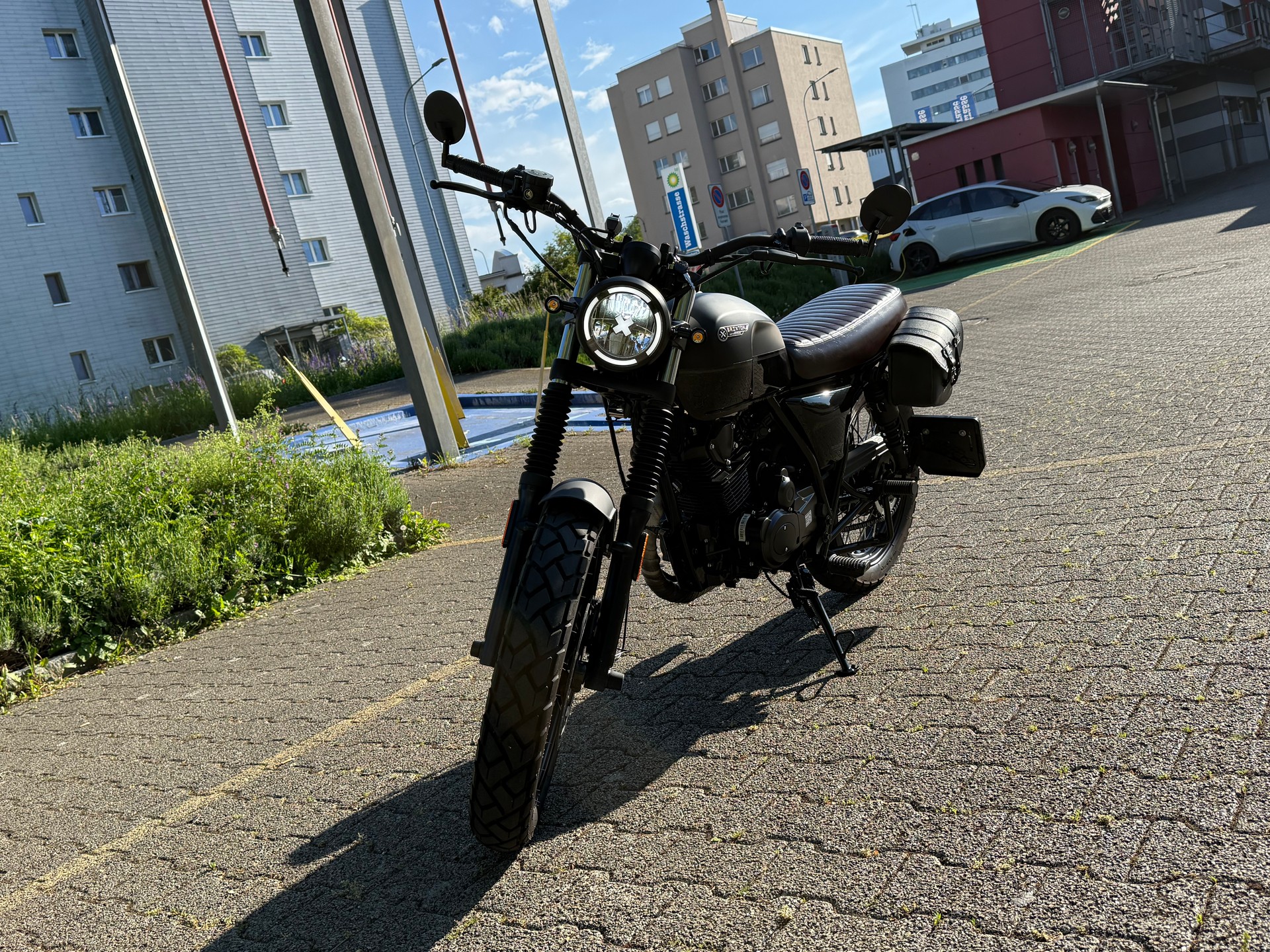BRIXTON Cromwell 125 CBS-image-0