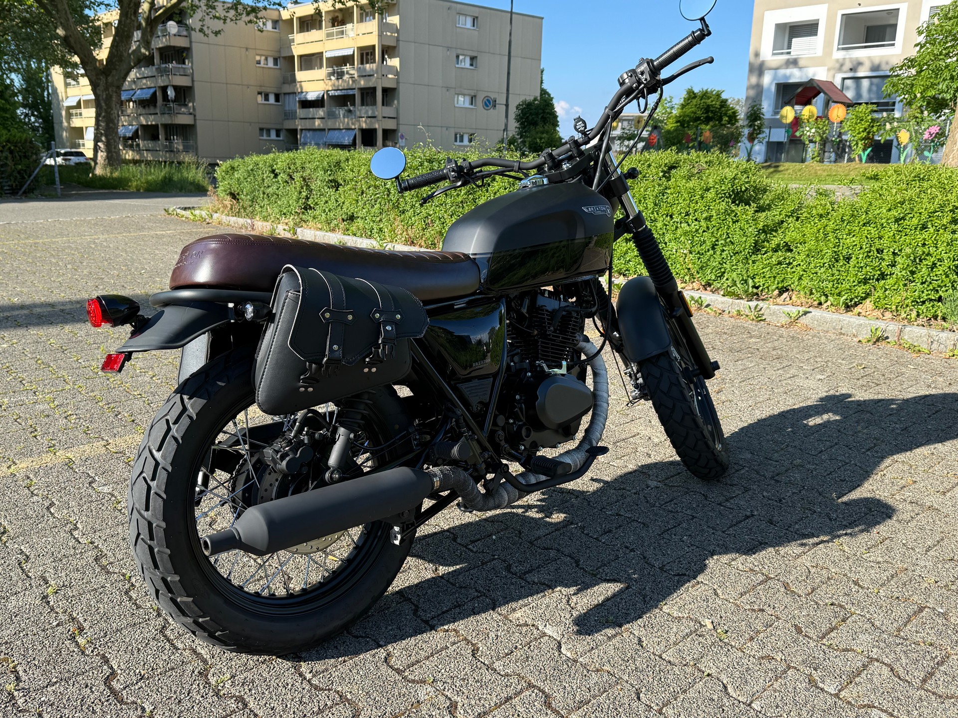 BRIXTON Cromwell 125 CBS-image-2