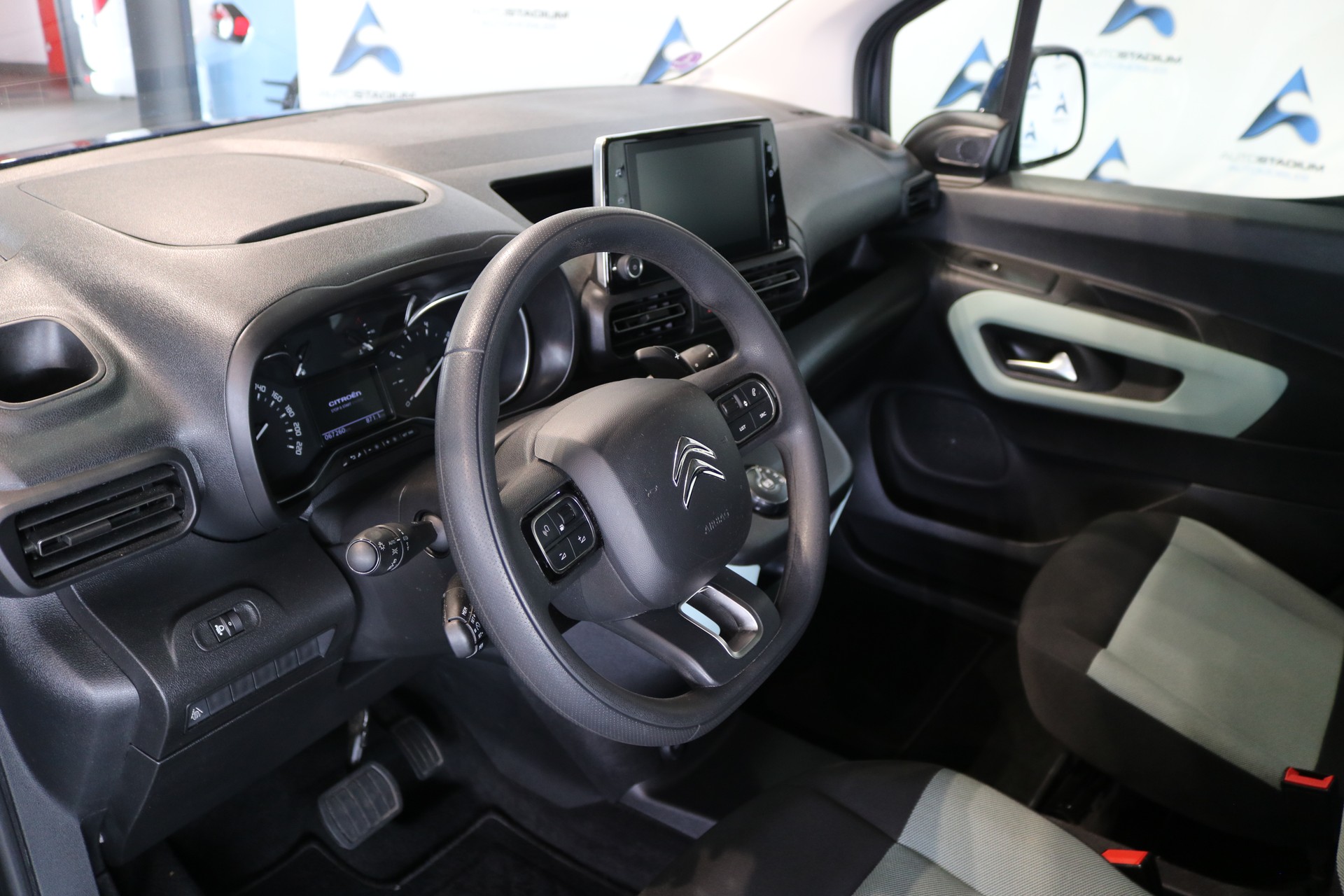 CITROEN Berlingo Feel Pack EAT8-showroom-element-2
