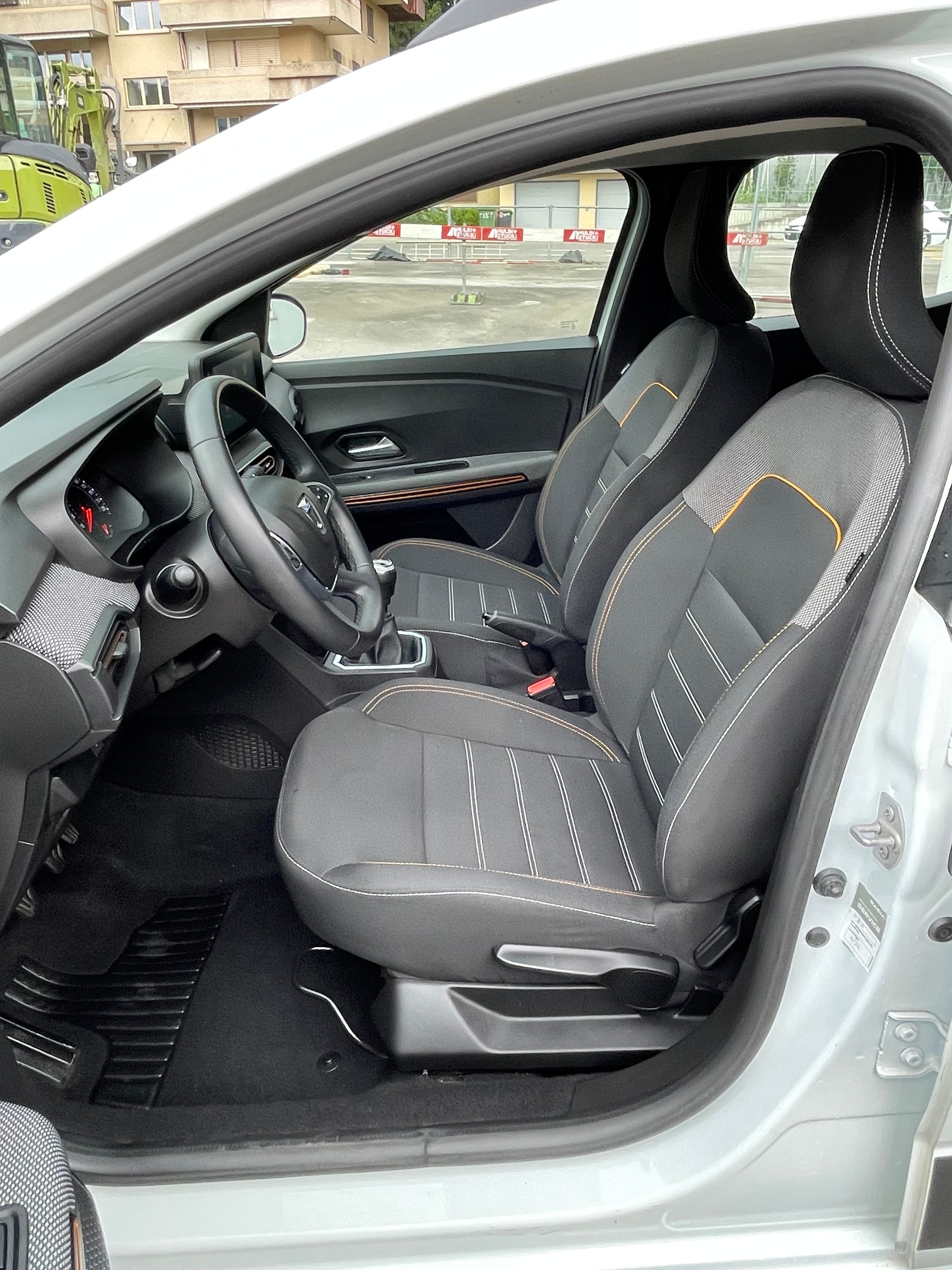 DACIA Sandero Stepway TCe 90 Comfort-image-7
