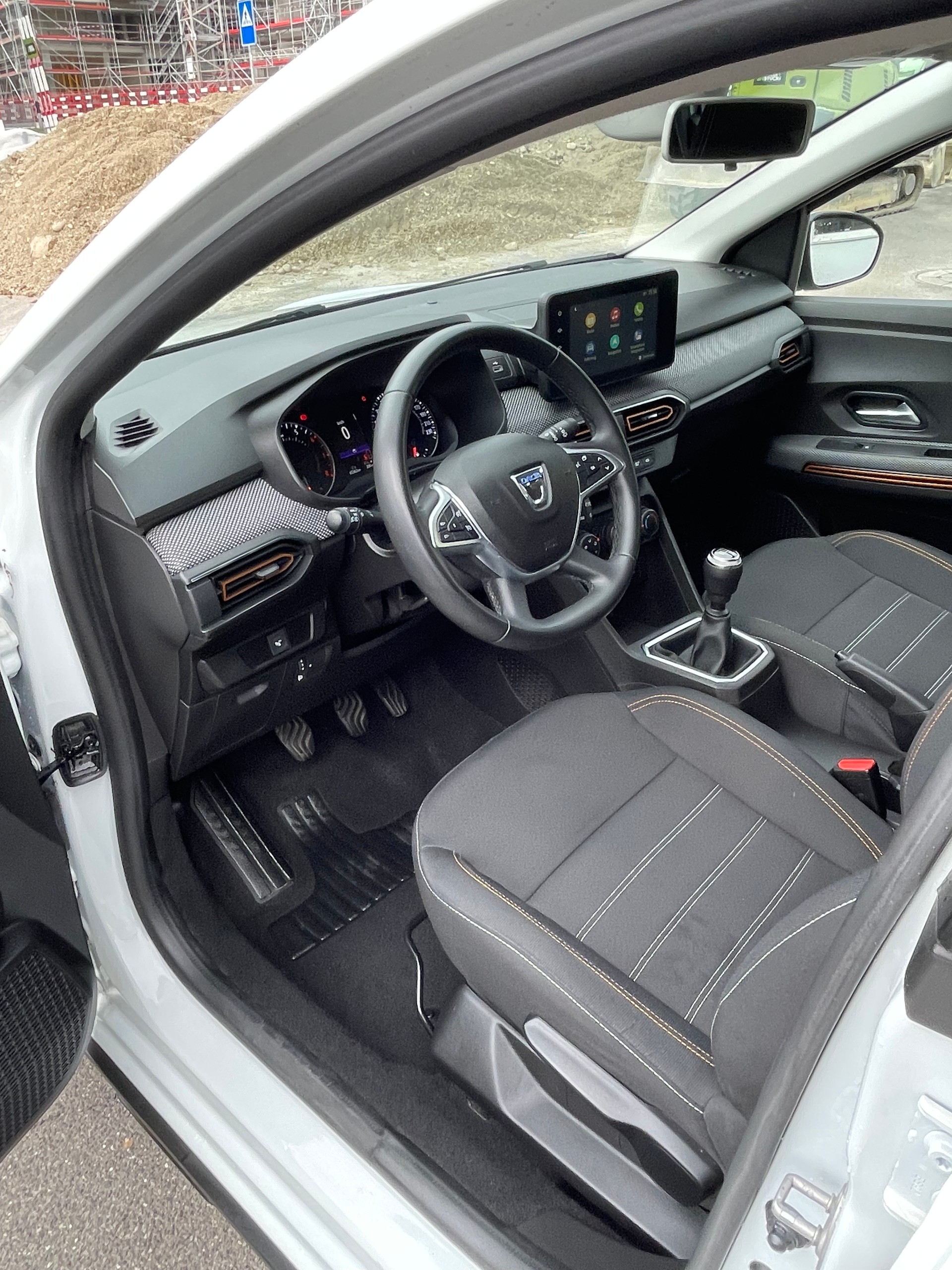 DACIA Sandero Stepway TCe 90 Comfort-image-6