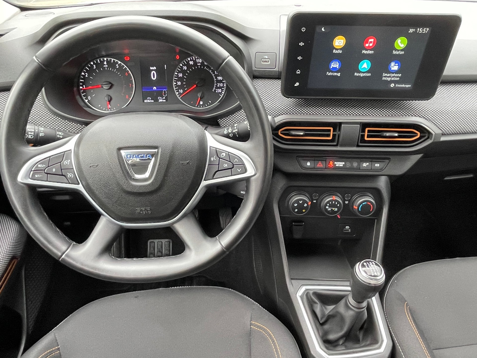 DACIA Sandero Stepway TCe 90 Comfort-image-9