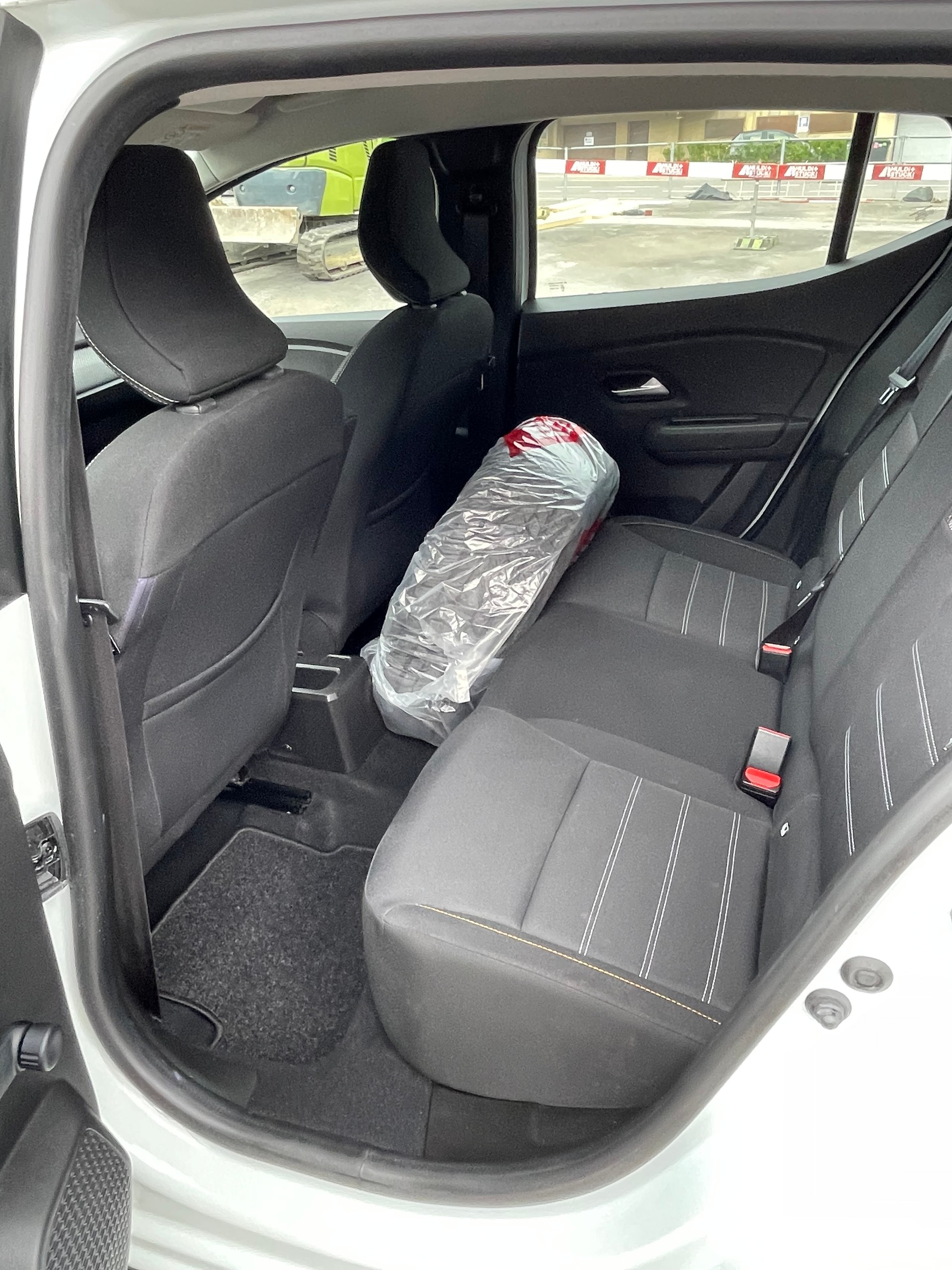 DACIA Sandero Stepway TCe 90 Comfort-image-8