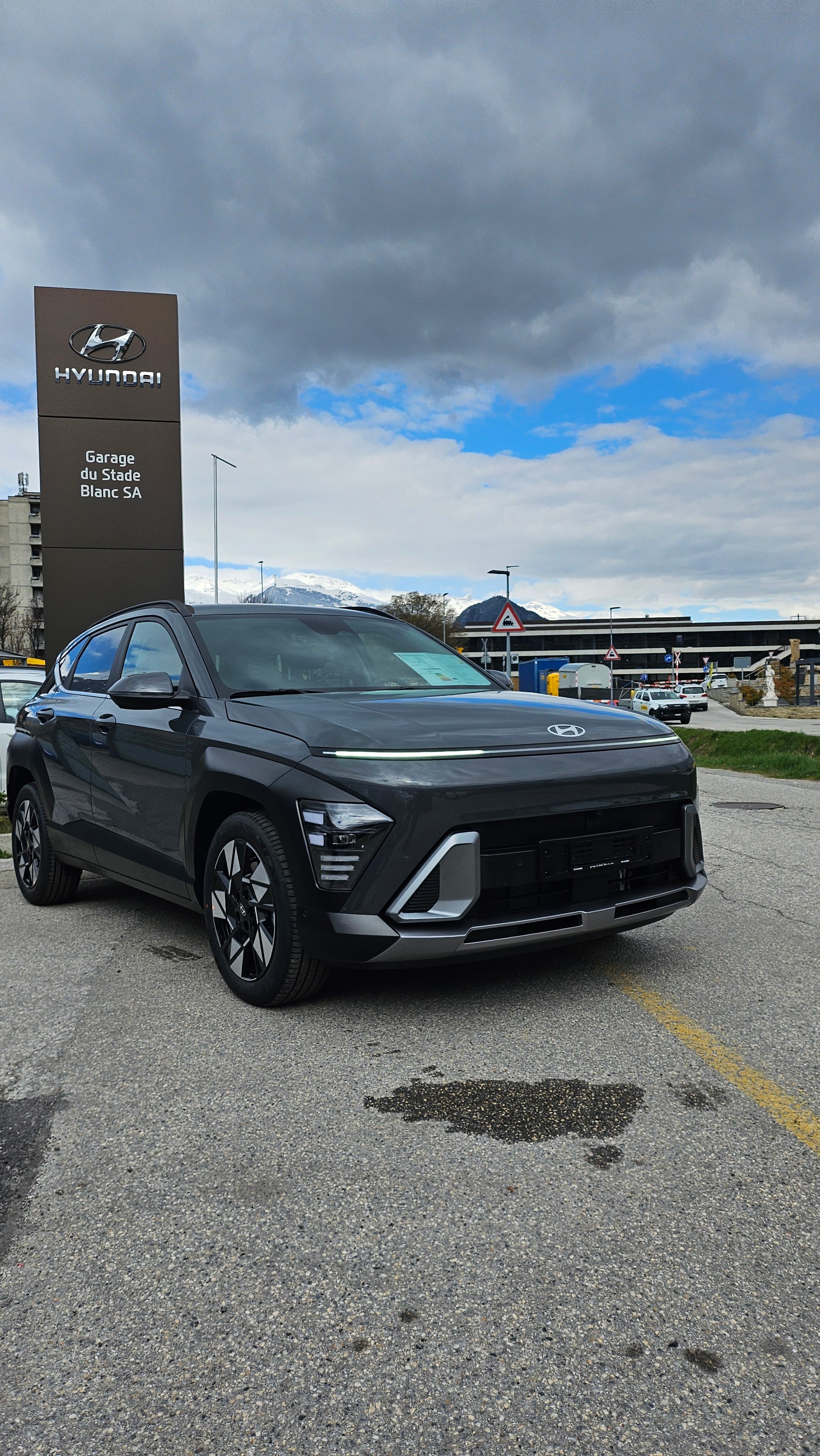 HYUNDAI Kona 1.6 T-GDi Amplia 4WD DCT