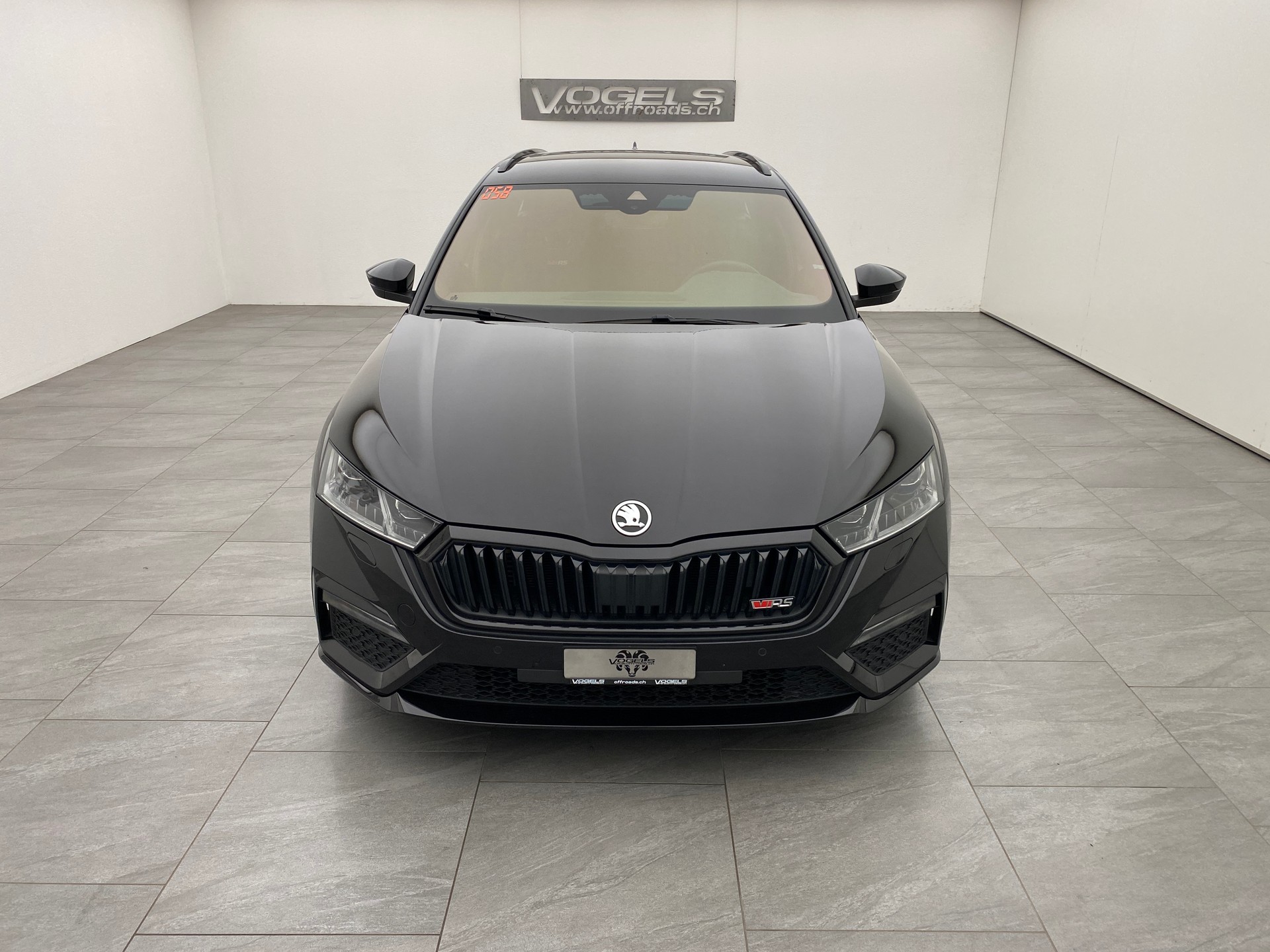 SKODA Octavia 2.0 TSI DSG RS-showroom-element-1