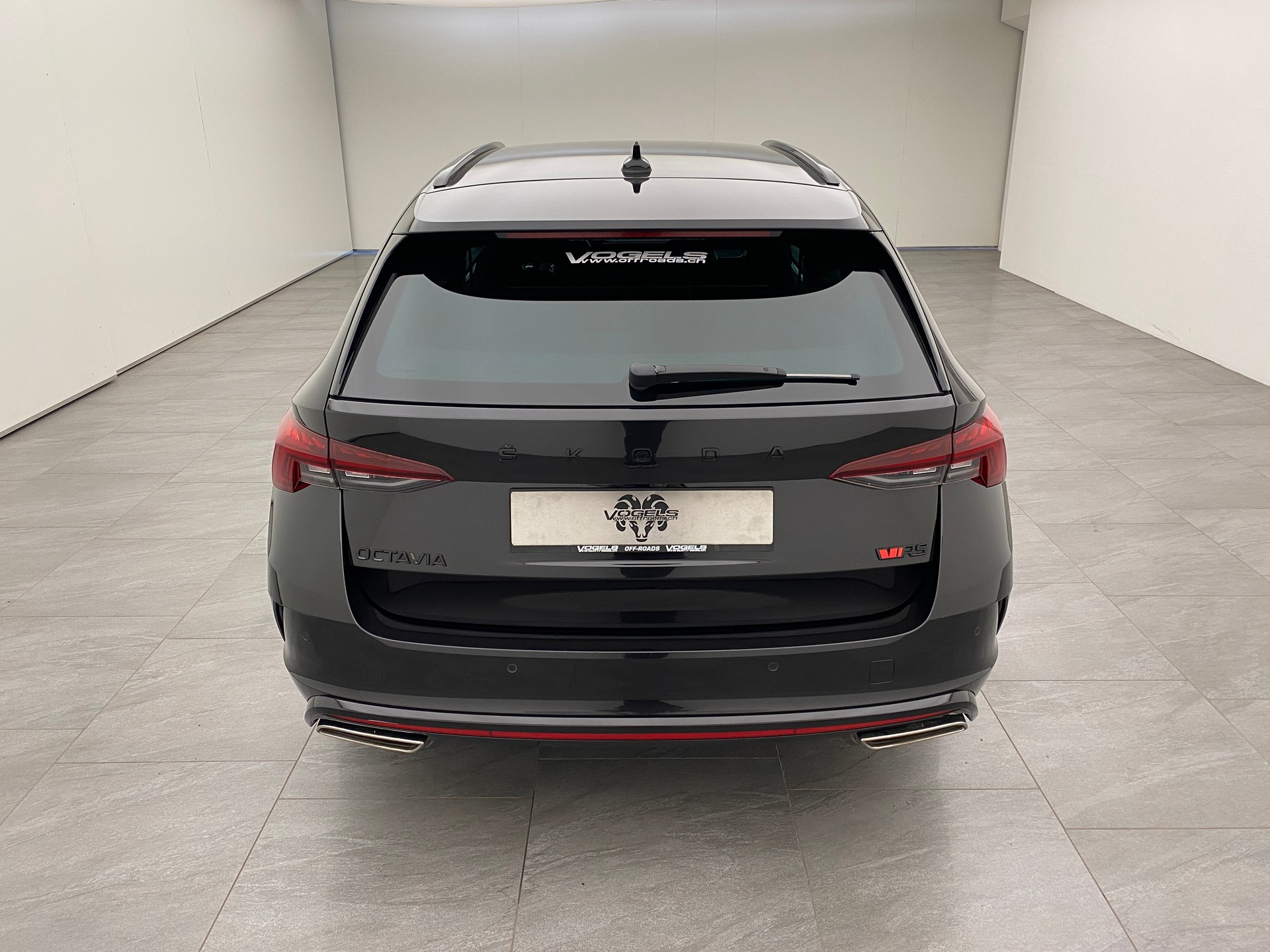 SKODA Octavia 2.0 TSI DSG RS-image-4