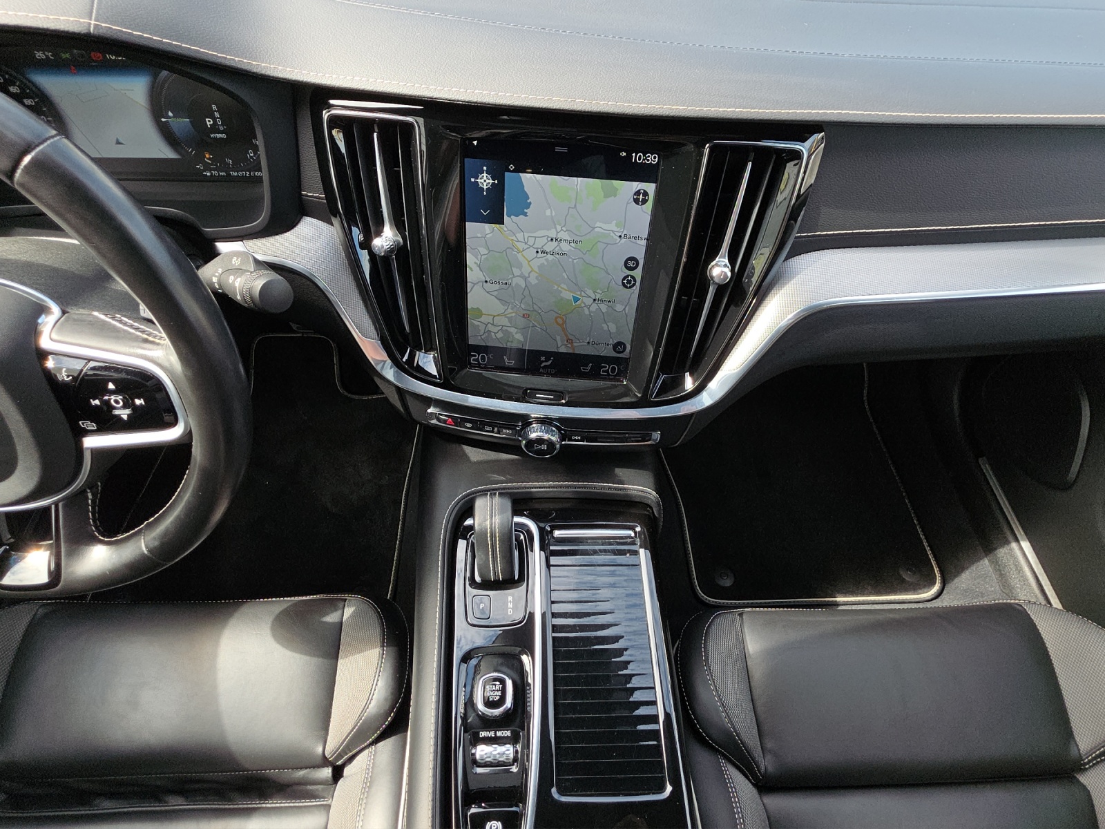 VOLVO S60 T8 e AWD Twin Engine Polestar Geartronic-image-11